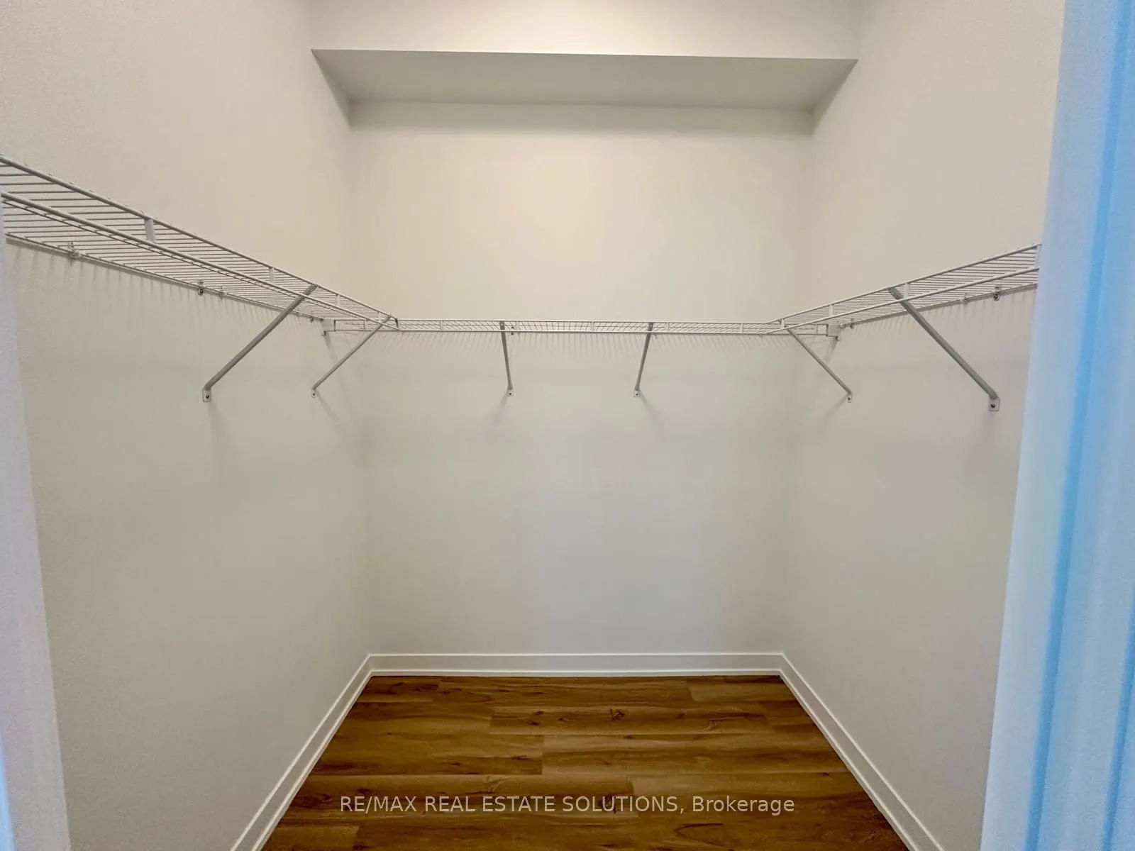 1 Hillsdale Avenue W #706