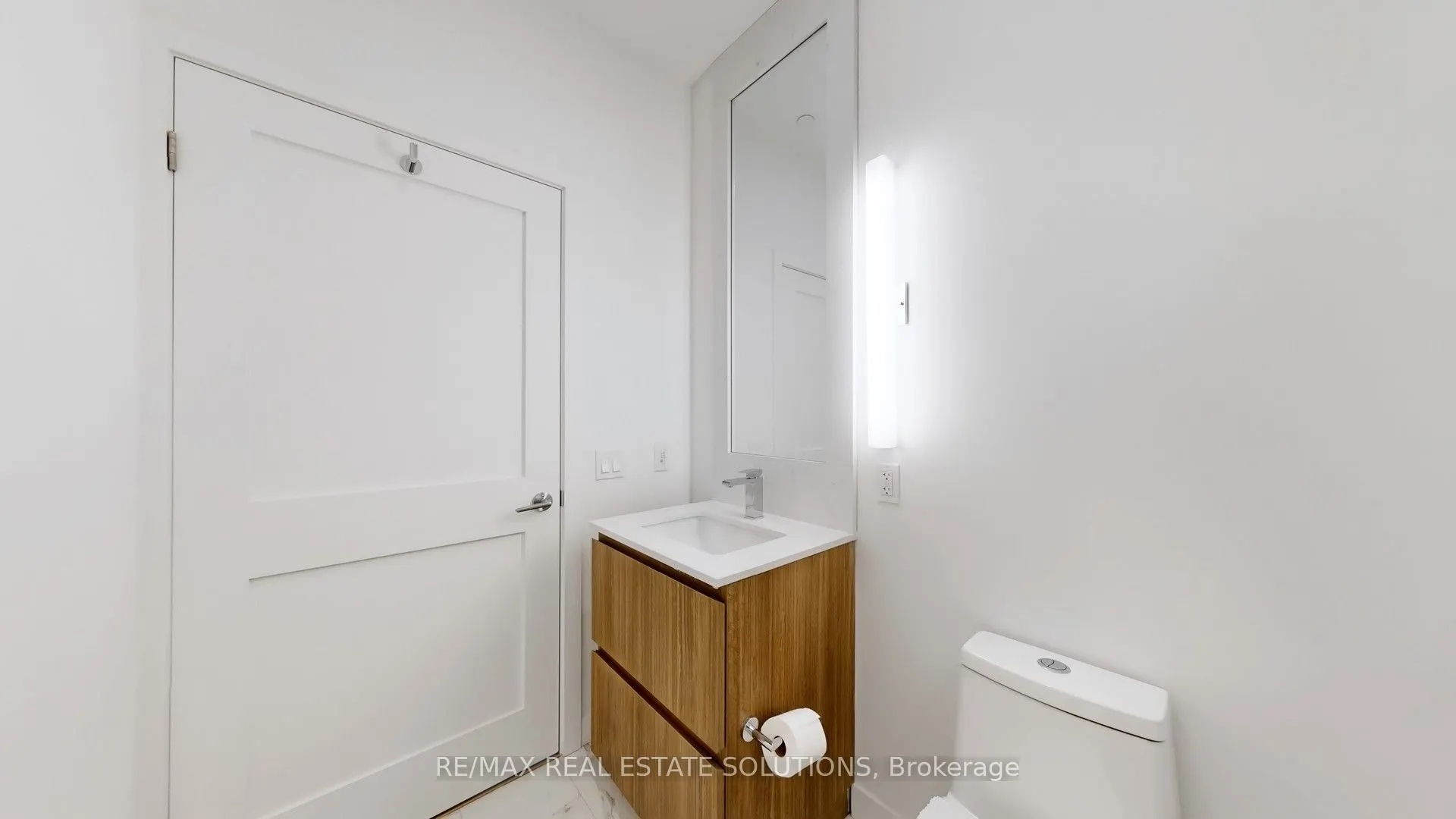 1 Hillsdale Avenue W #706