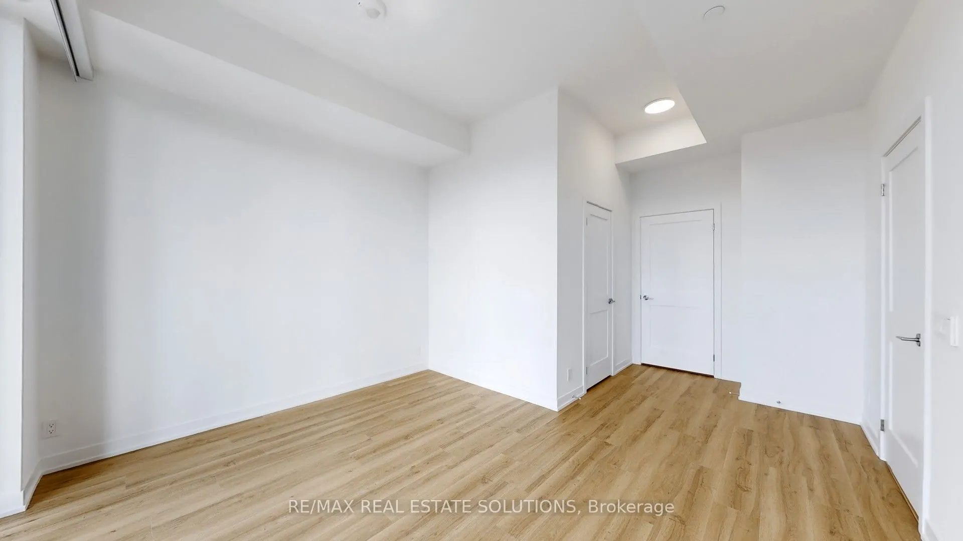 1 Hillsdale Avenue W #706