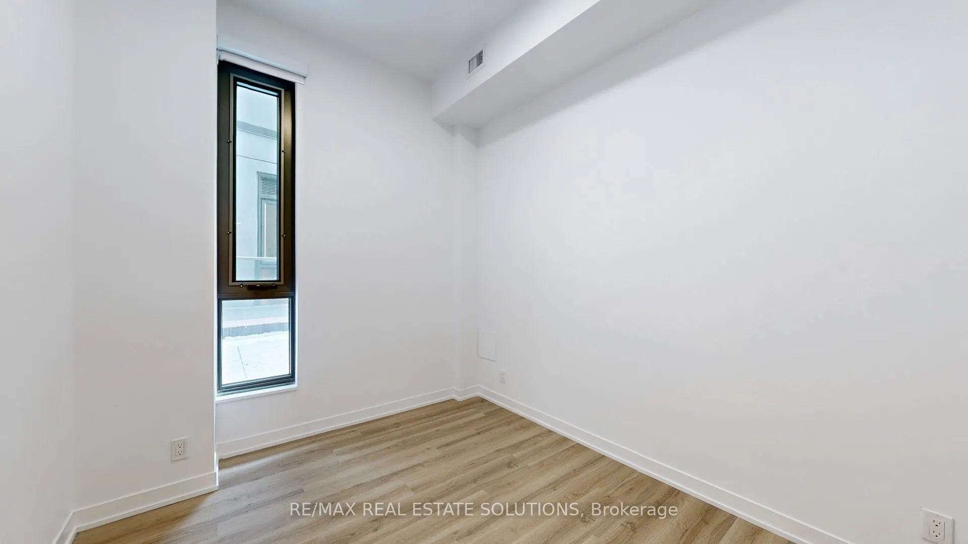 1 Hillsdale Avenue W #706