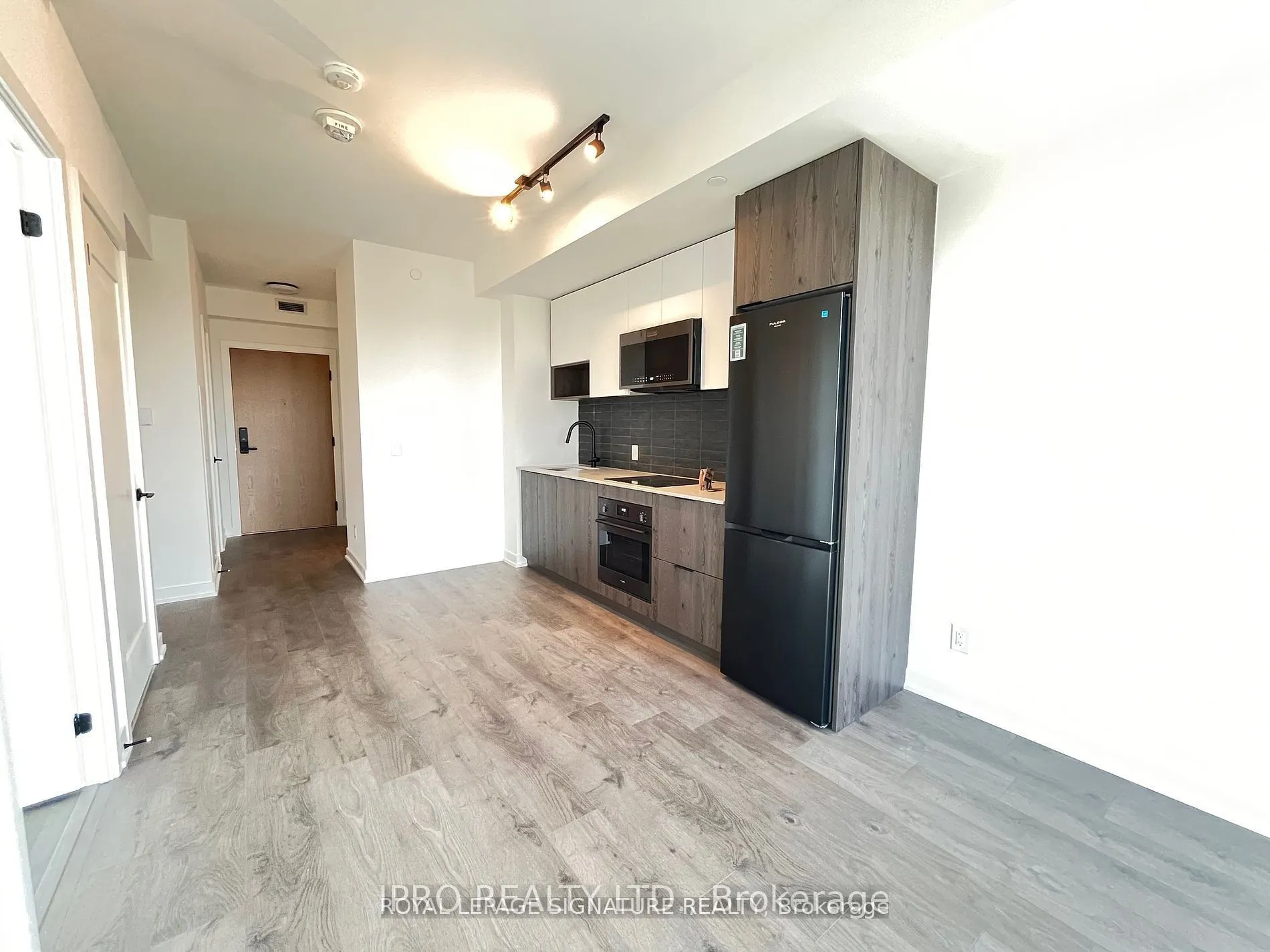 5 Defries Street #3010