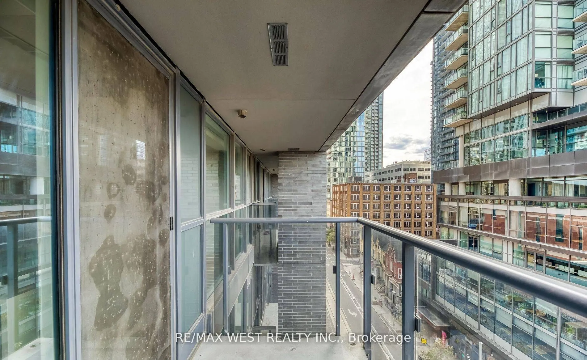 295 Adelaide Street W, #802