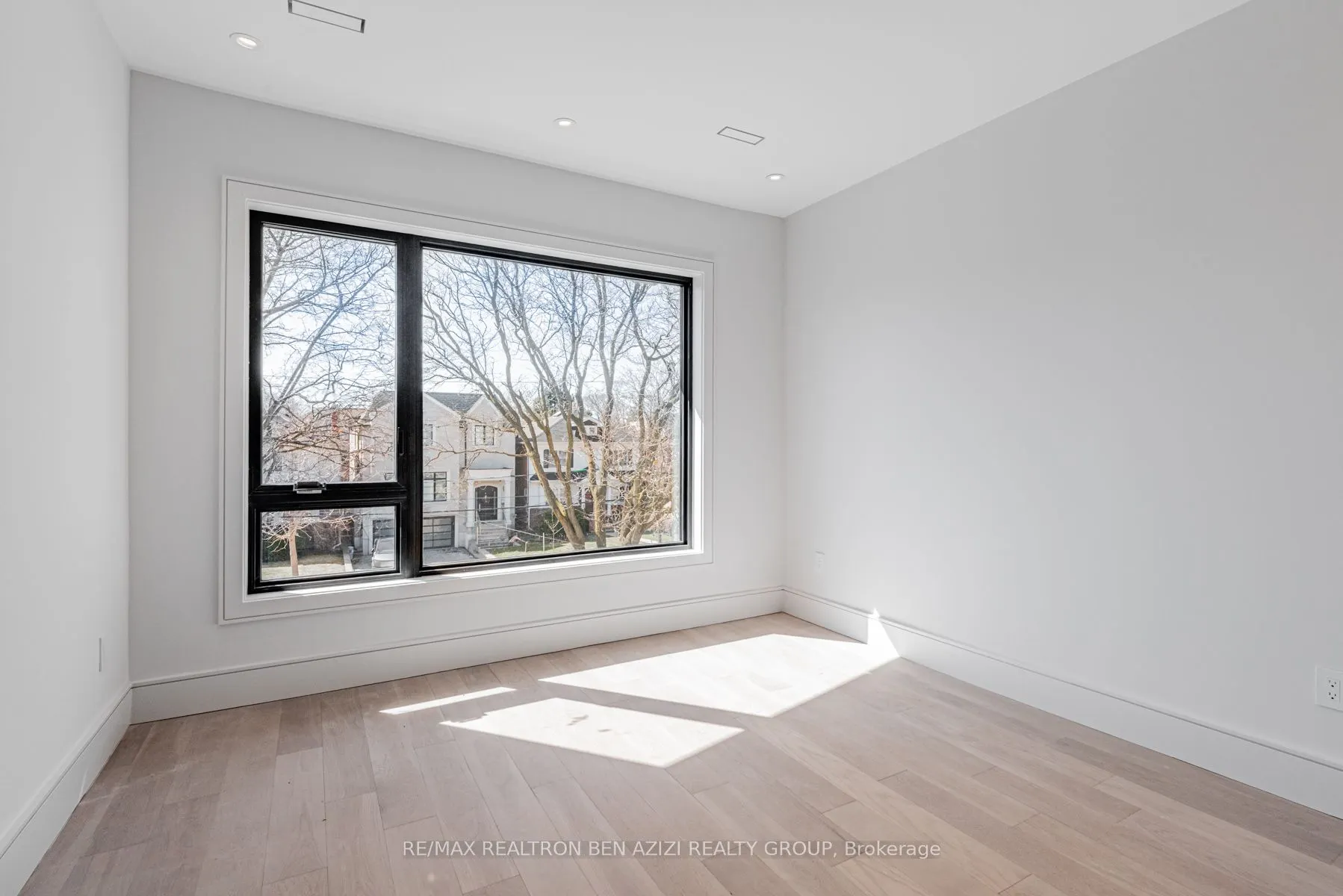 19 Ridley Boulevard