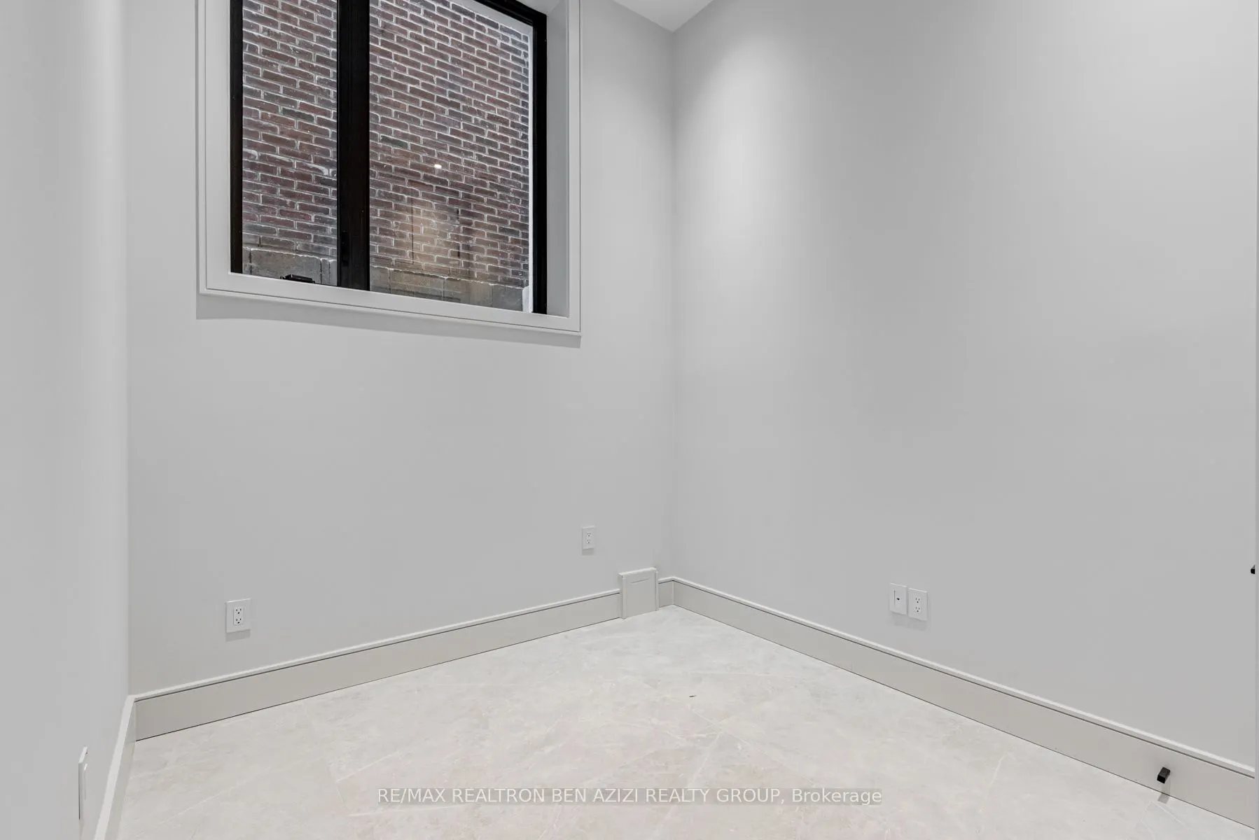 19 Ridley Boulevard
