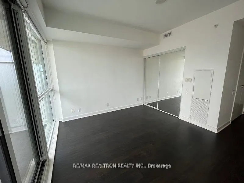 15 Grenville Street, #2706