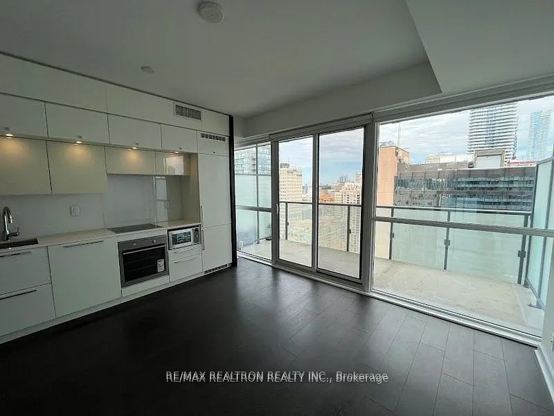 15 Grenville Street, #2706