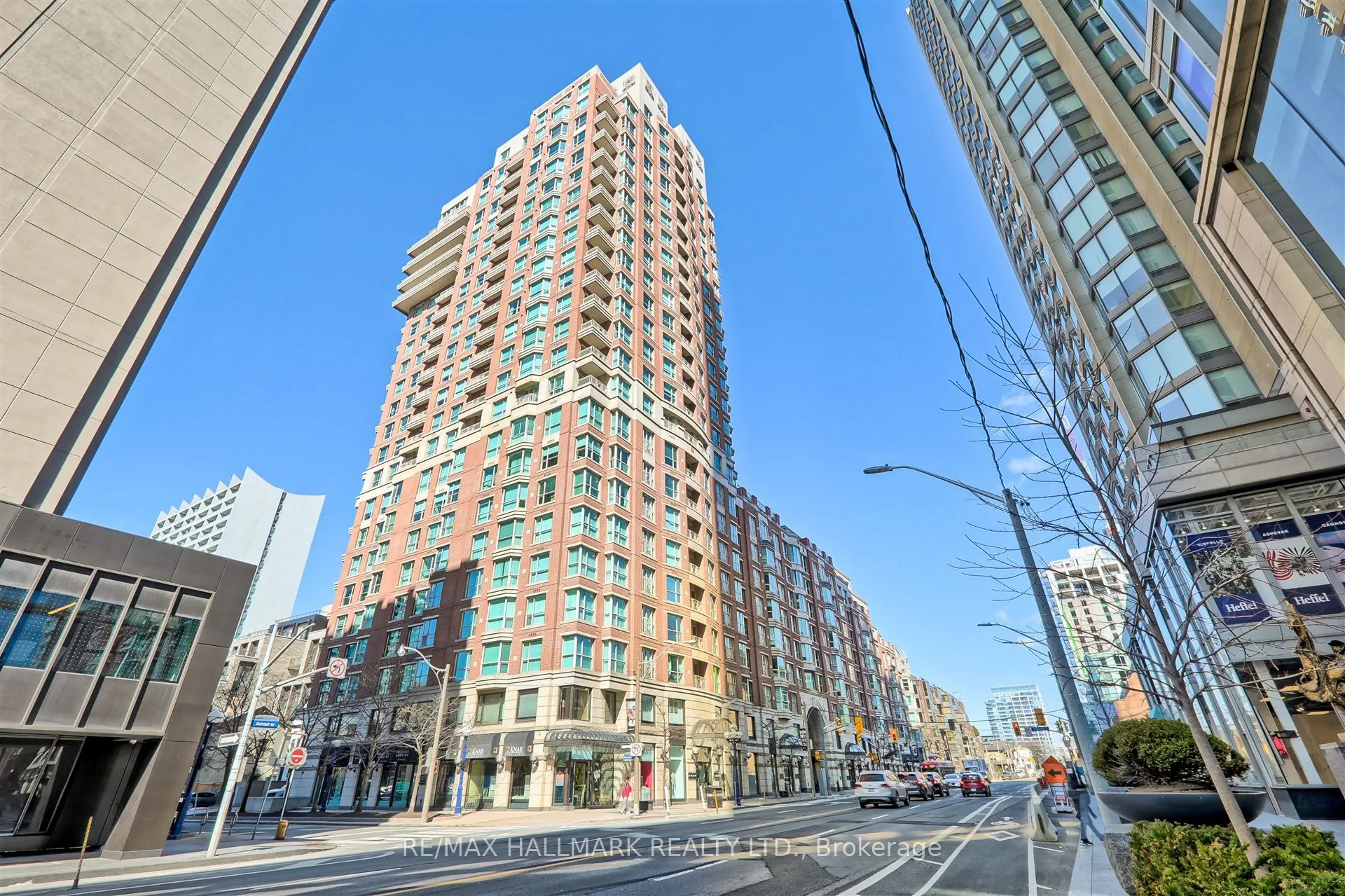 38 Avenue Road, #1201