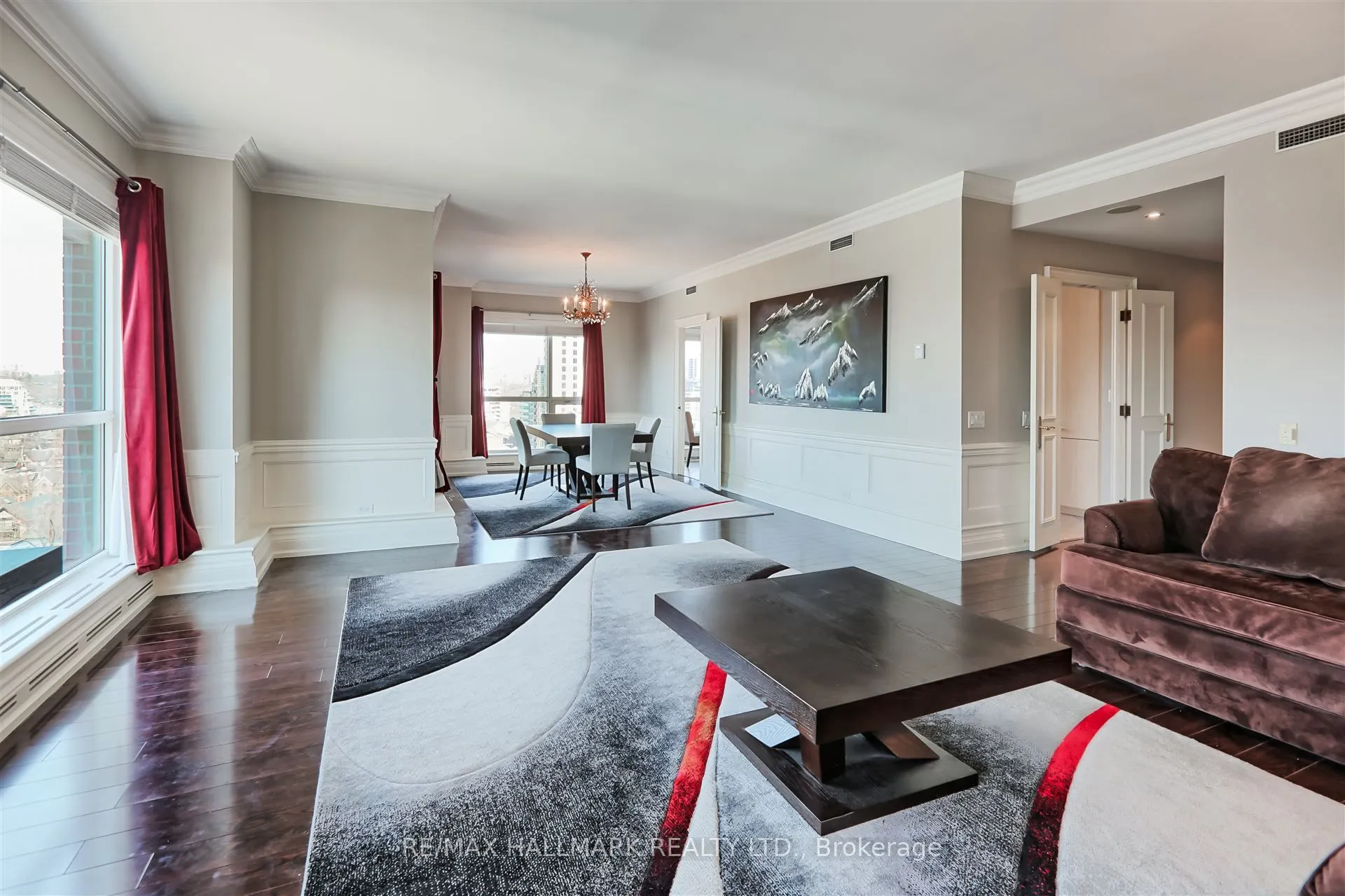 38 Avenue Road, #1201