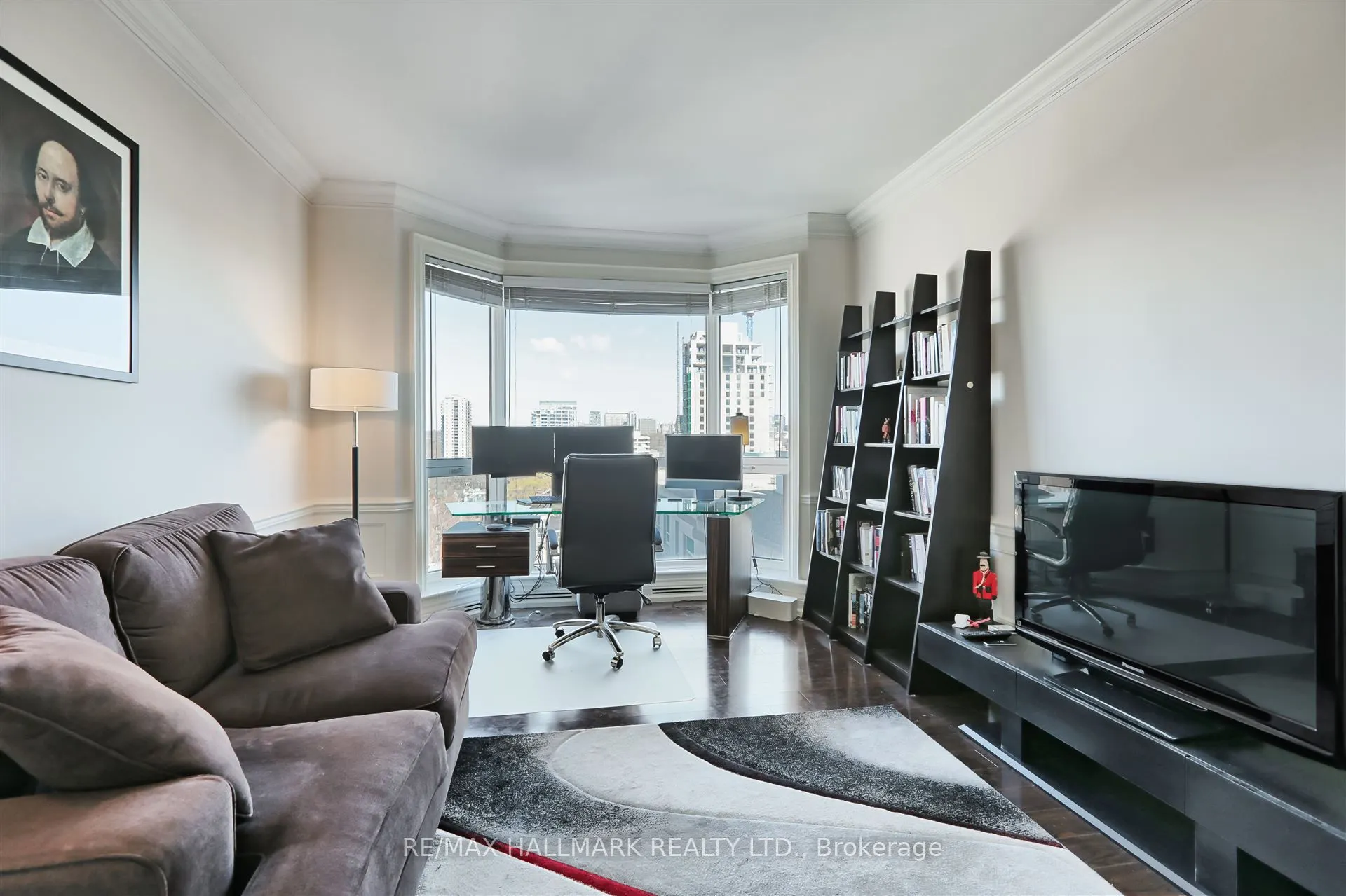 38 Avenue Road, #1201