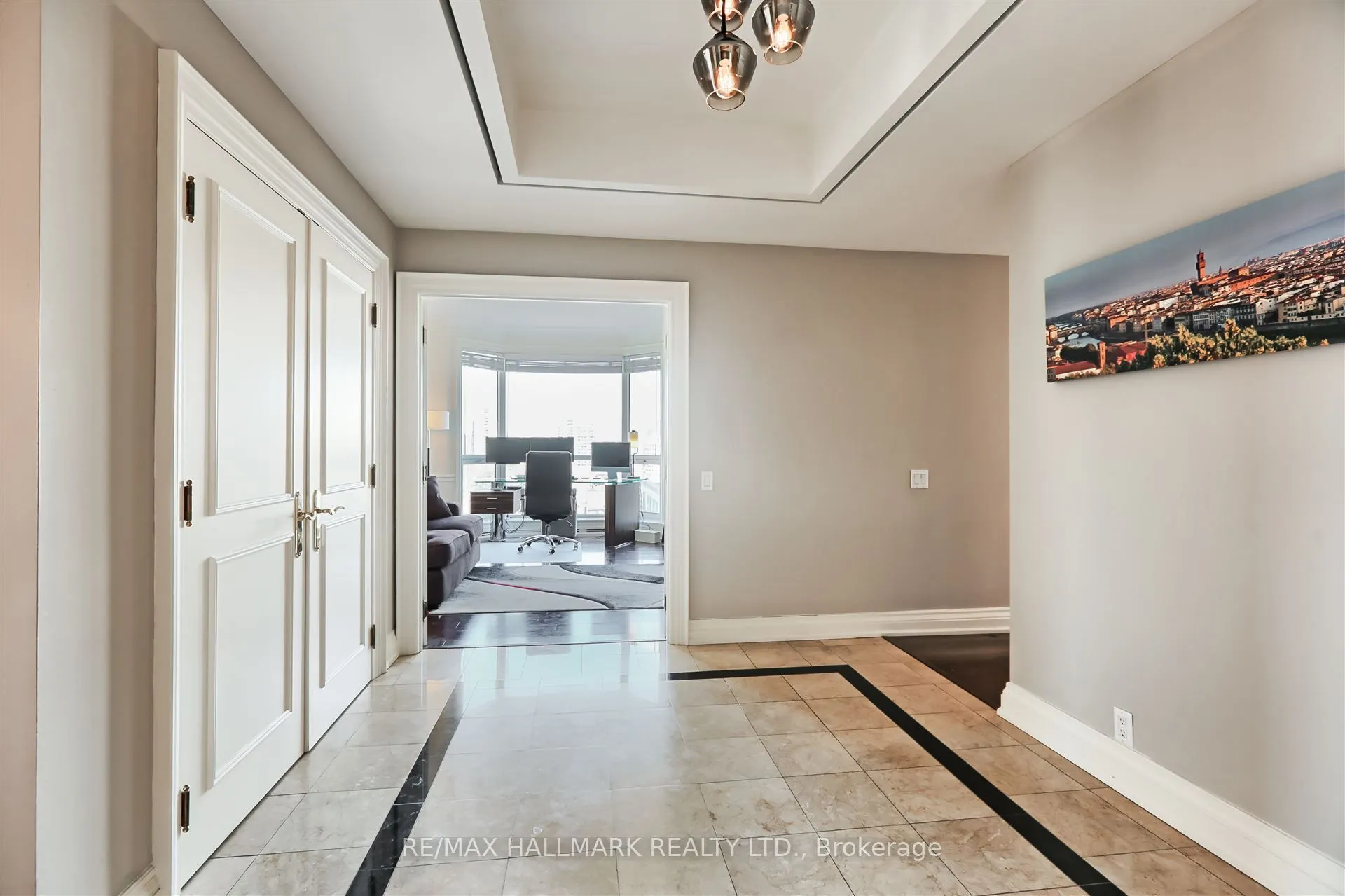38 Avenue Road, #1201