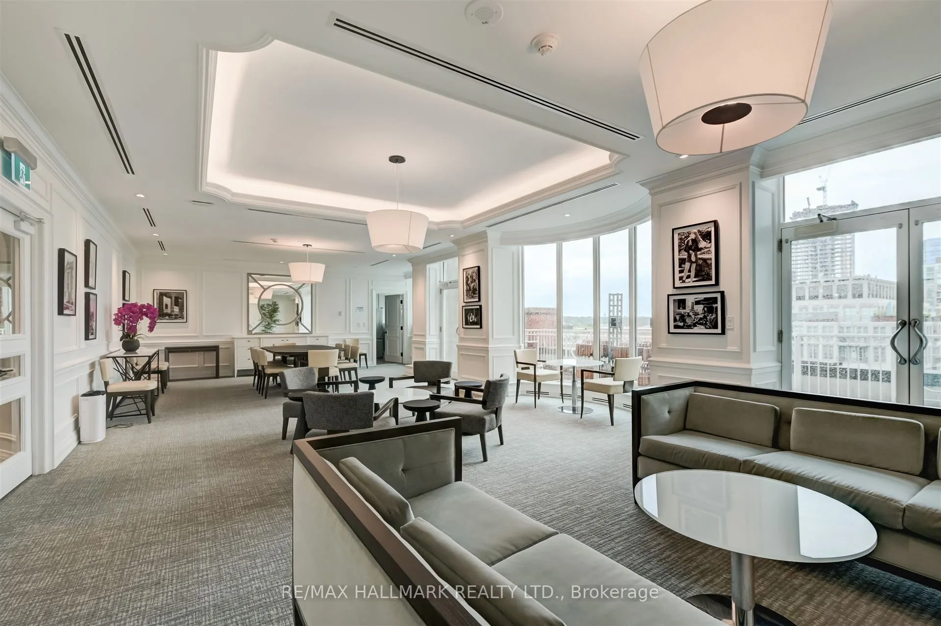38 Avenue Road, #1201