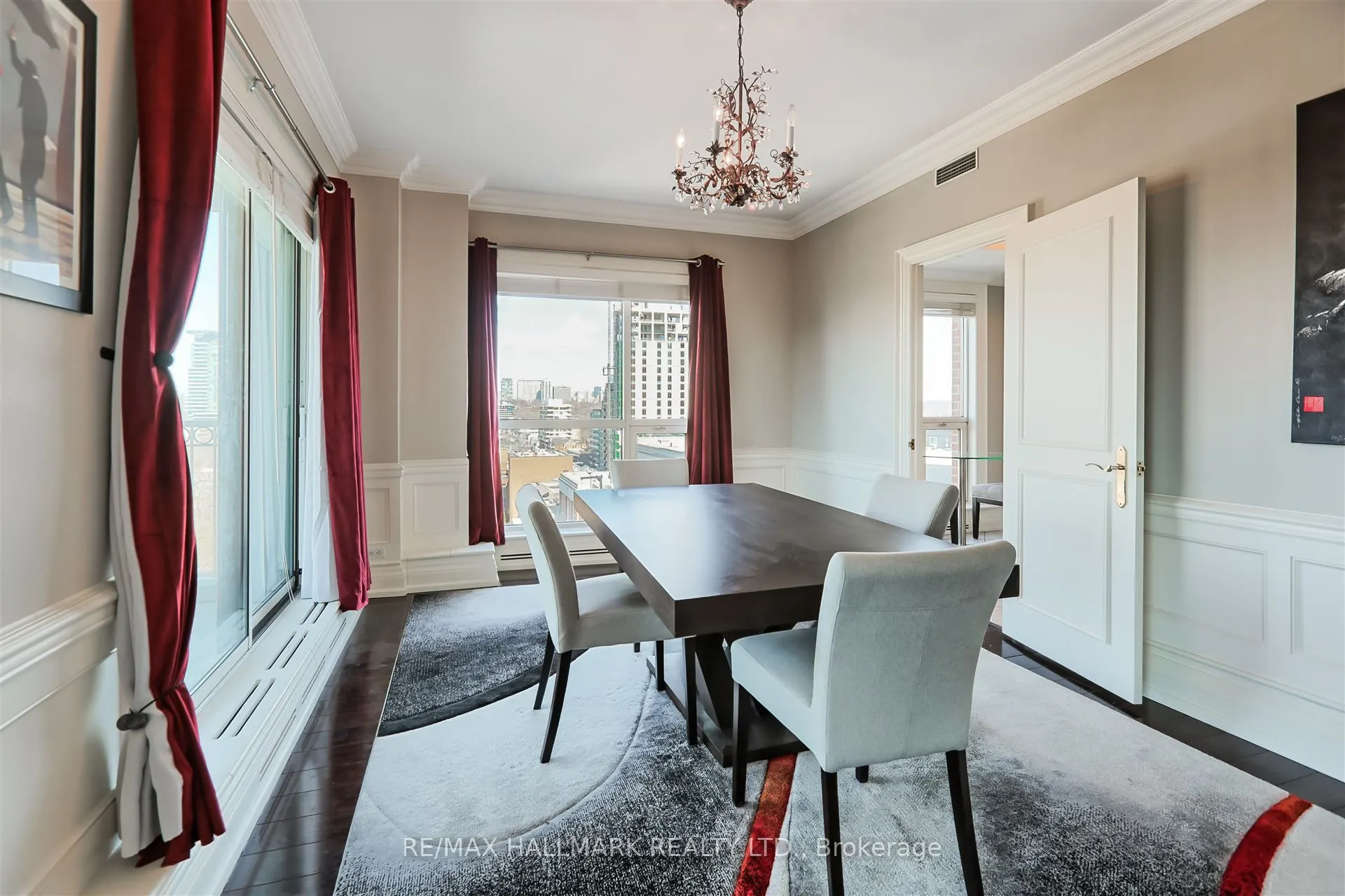 38 Avenue Road, #1201