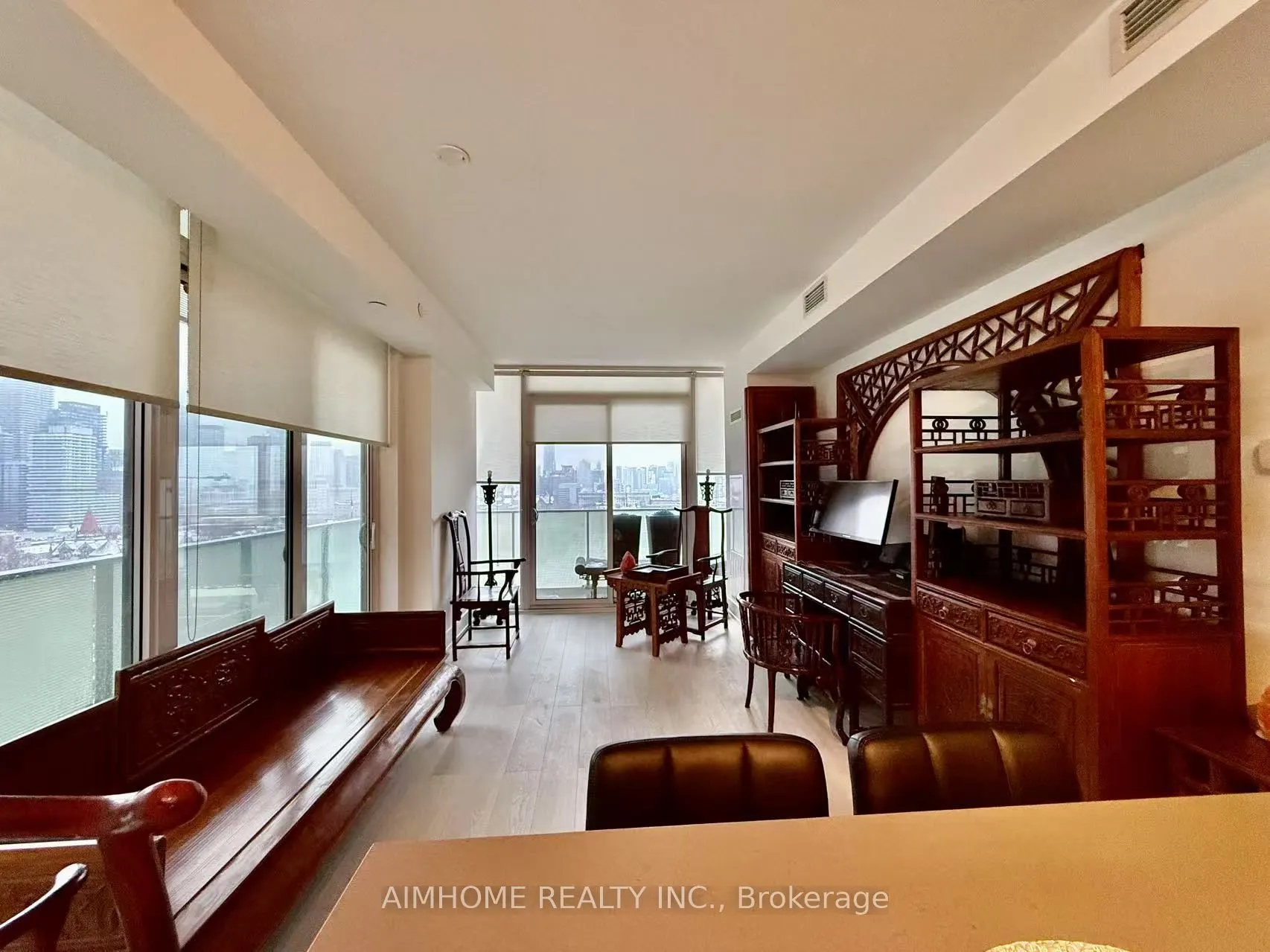 200 Bloor Street W #1405
