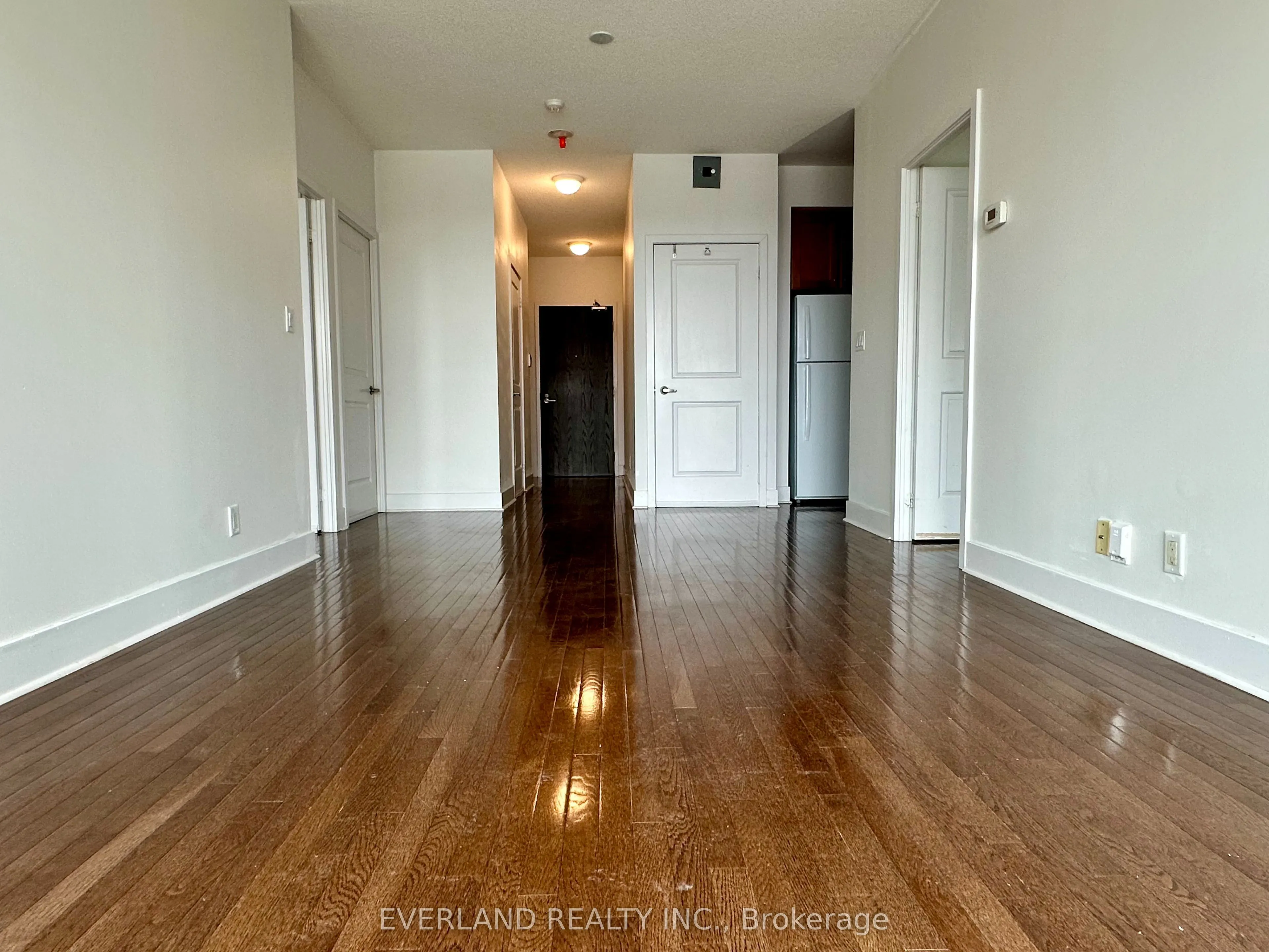 26 Norton Avenue #901