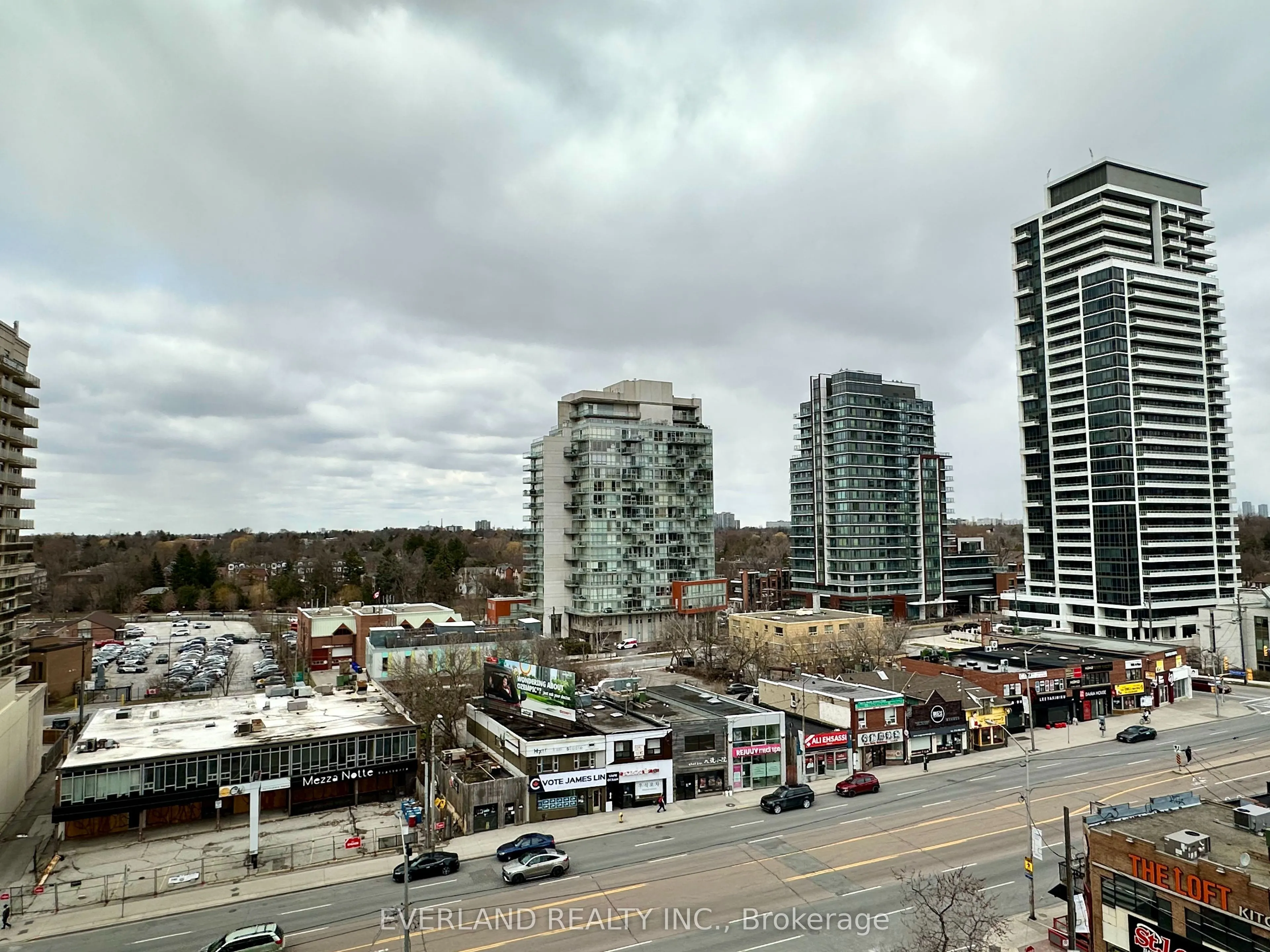 26 Norton Avenue #901