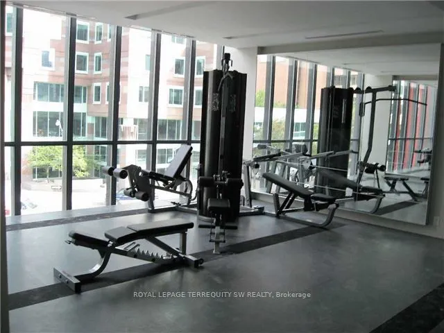 110 Charles Street E, #707