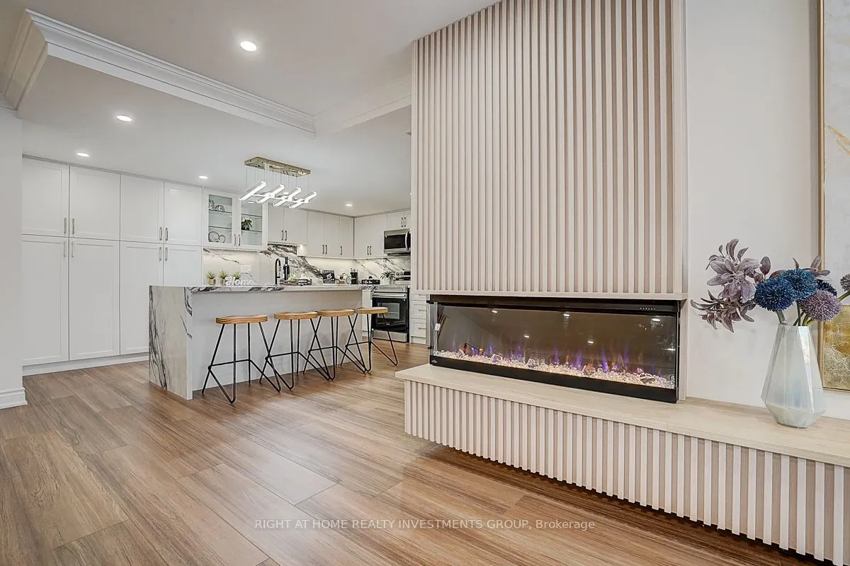 65 Spring Garden Avenue, #808