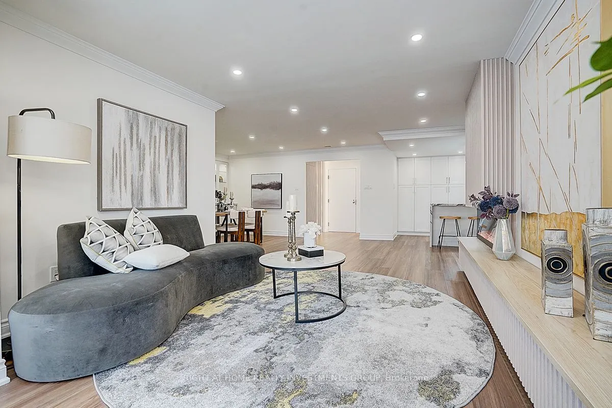 65 Spring Garden Avenue, #808