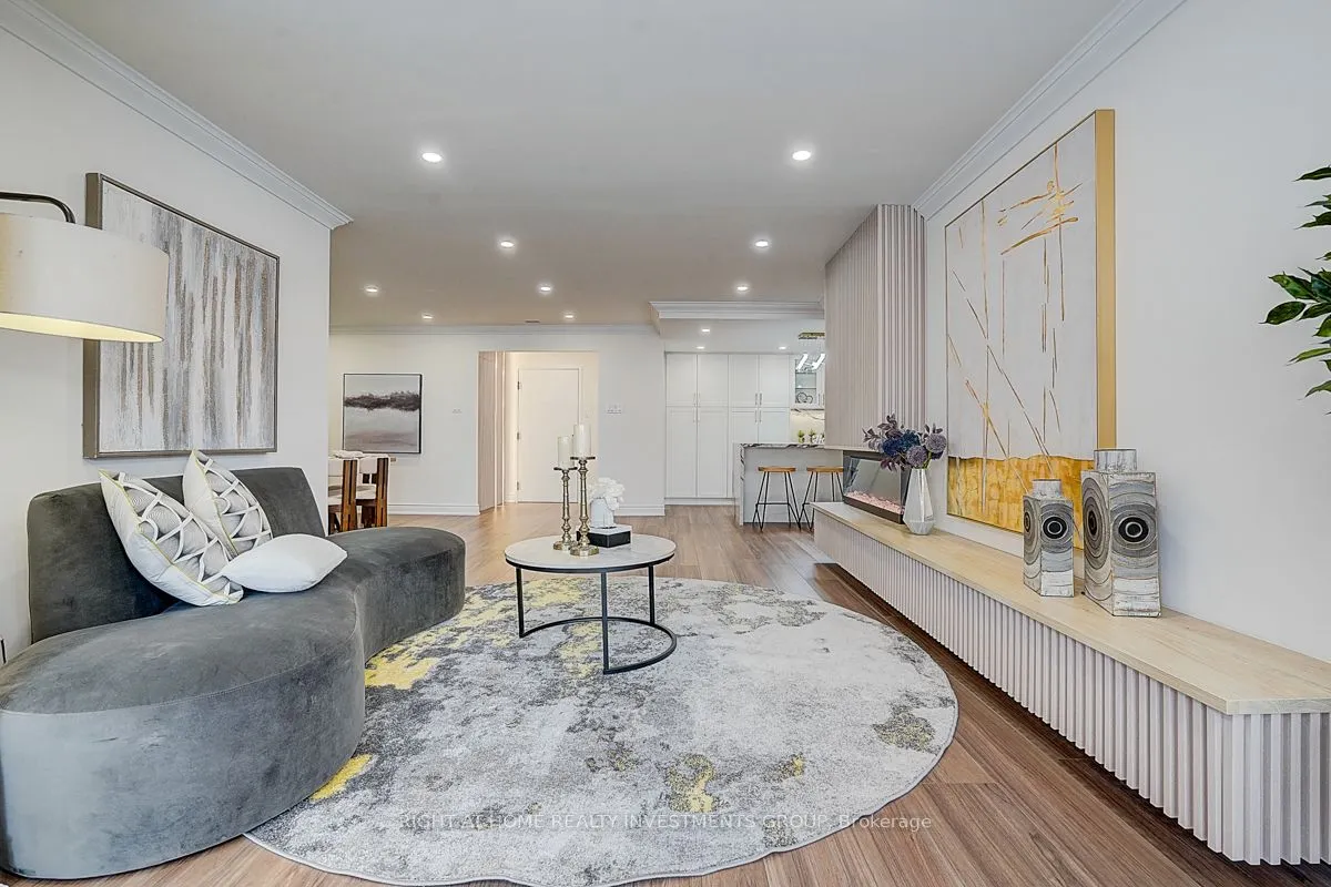 65 Spring Garden Avenue, #808