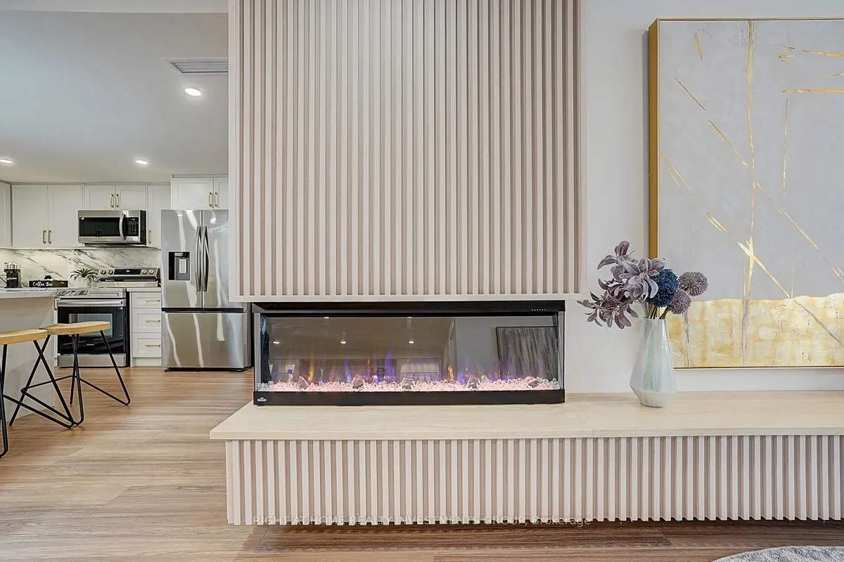 65 Spring Garden Avenue, #808