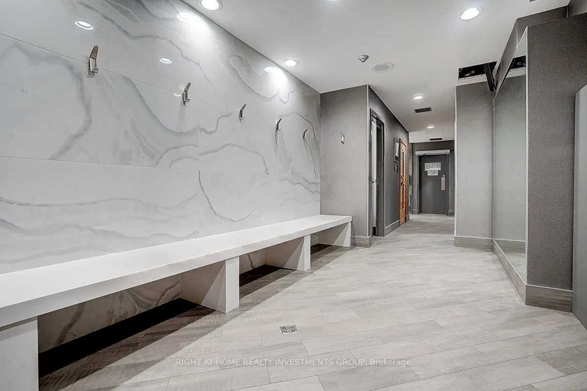 65 Spring Garden Avenue, #808