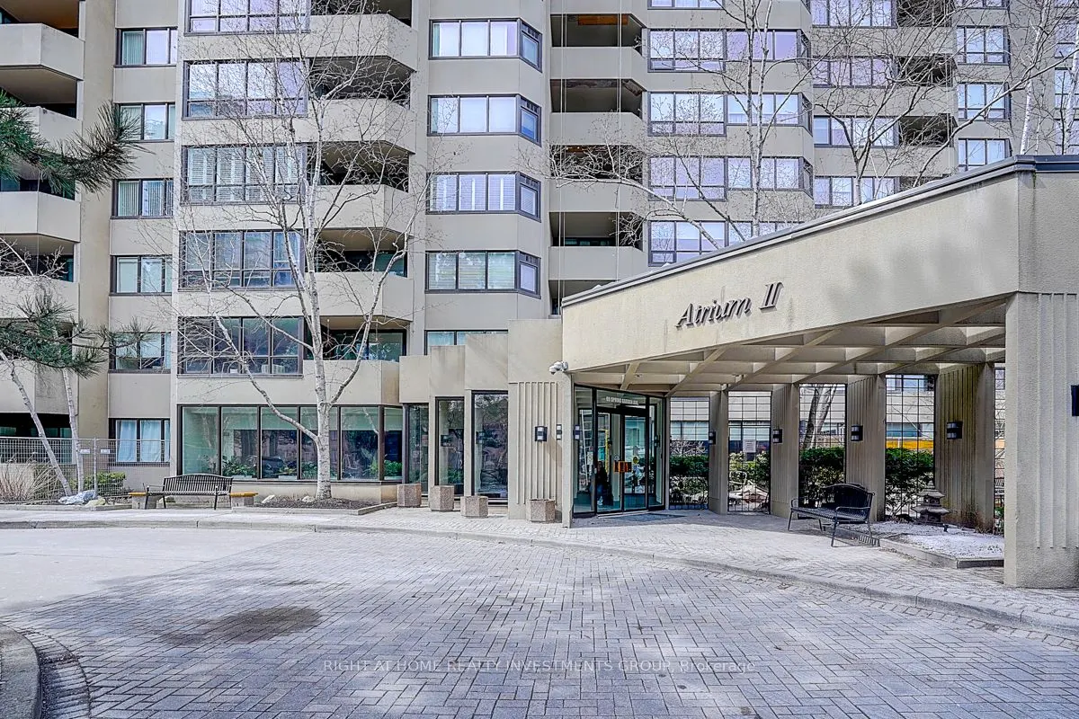 65 Spring Garden Avenue, #808