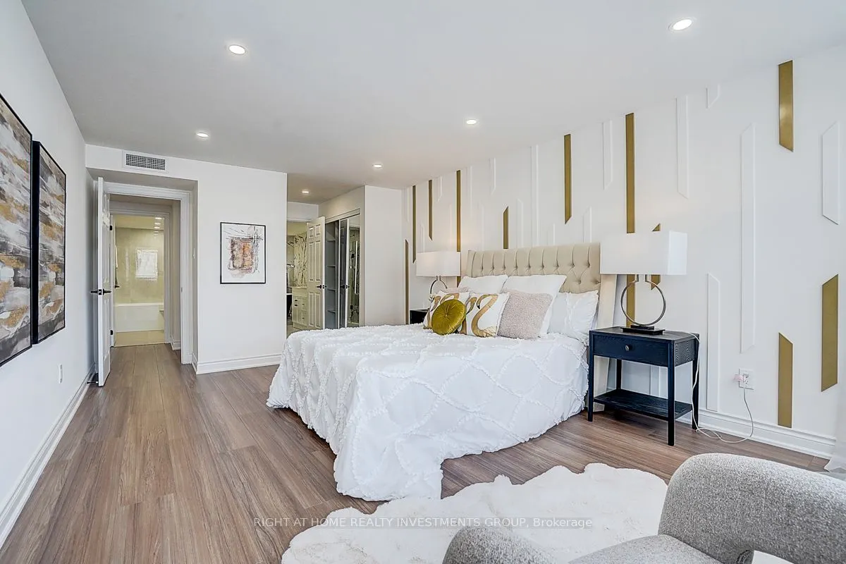 65 Spring Garden Avenue, #808