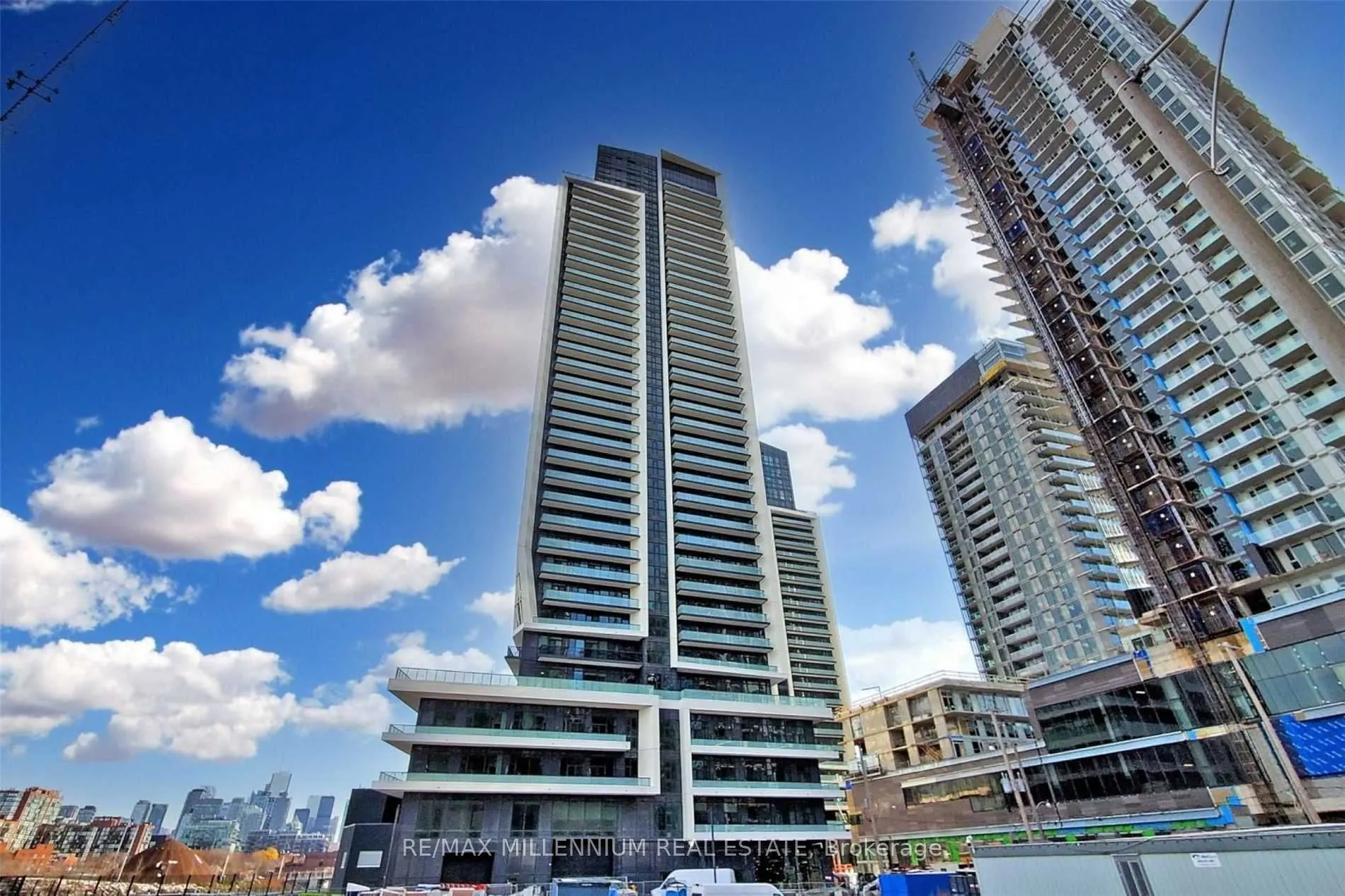 50 Ordnance Street #2802