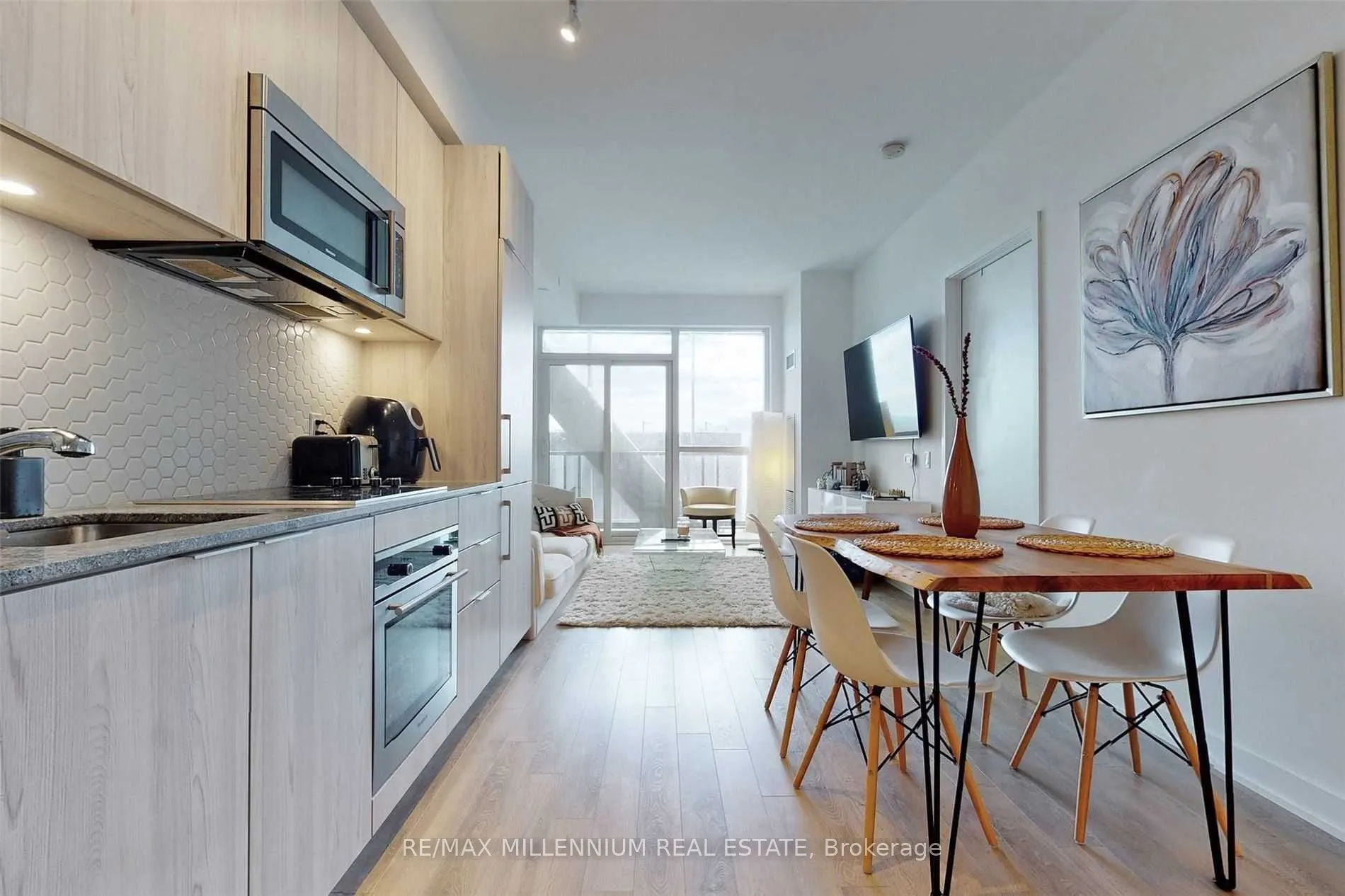 50 Ordnance Street #2802