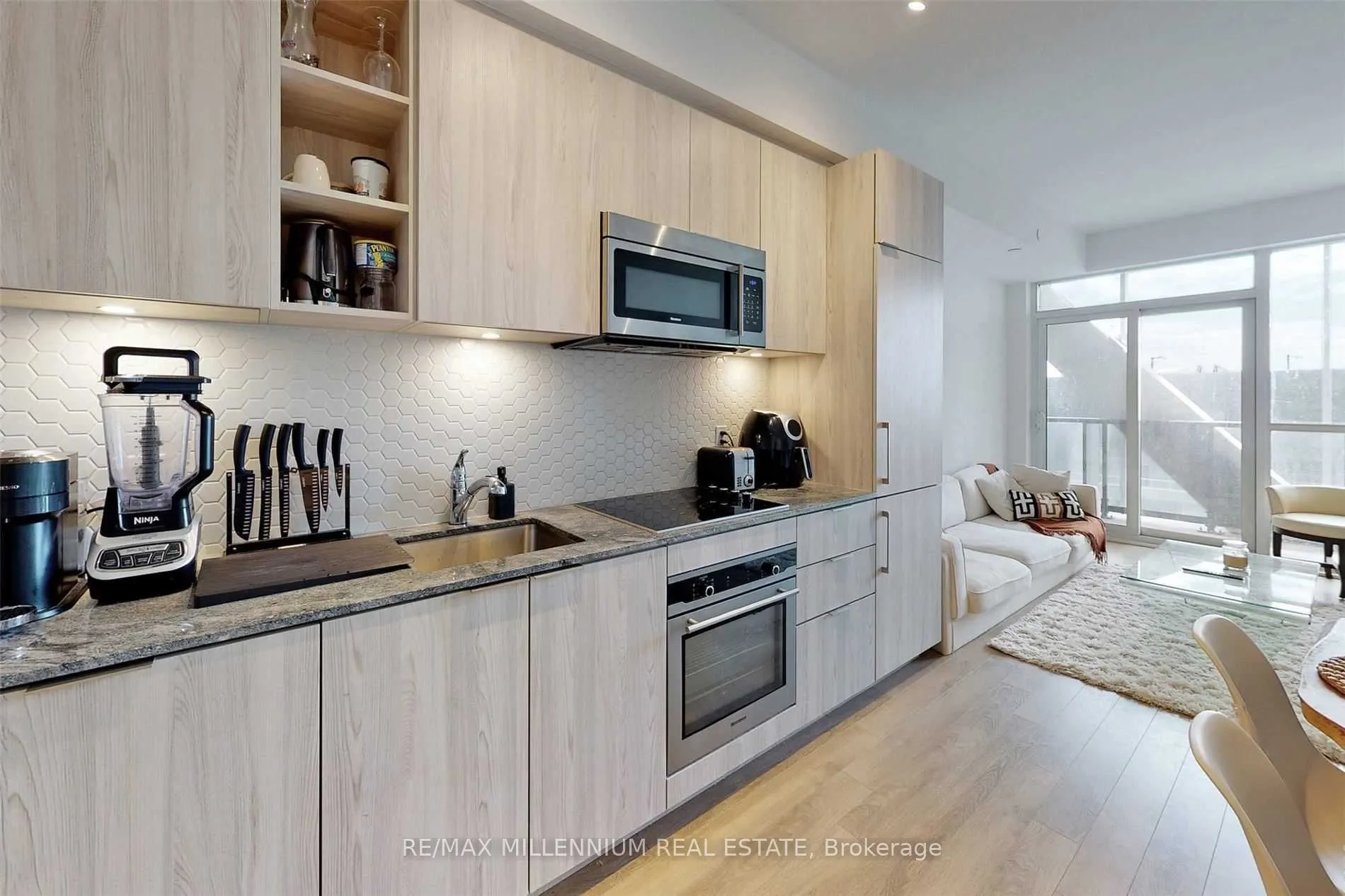 50 Ordnance Street #2802
