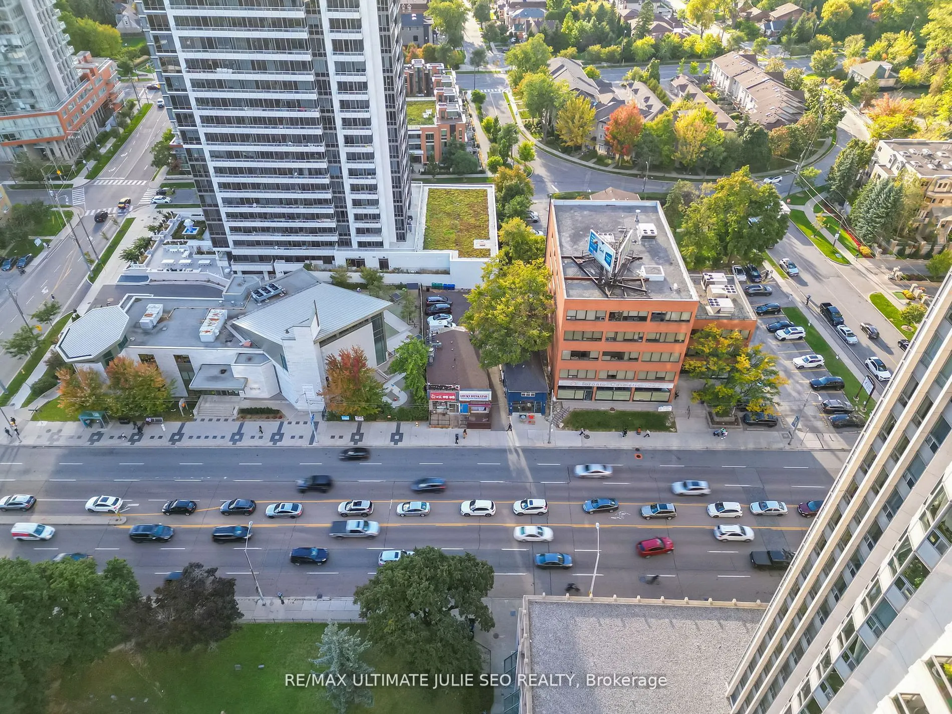 5372-5376 Yonge Street