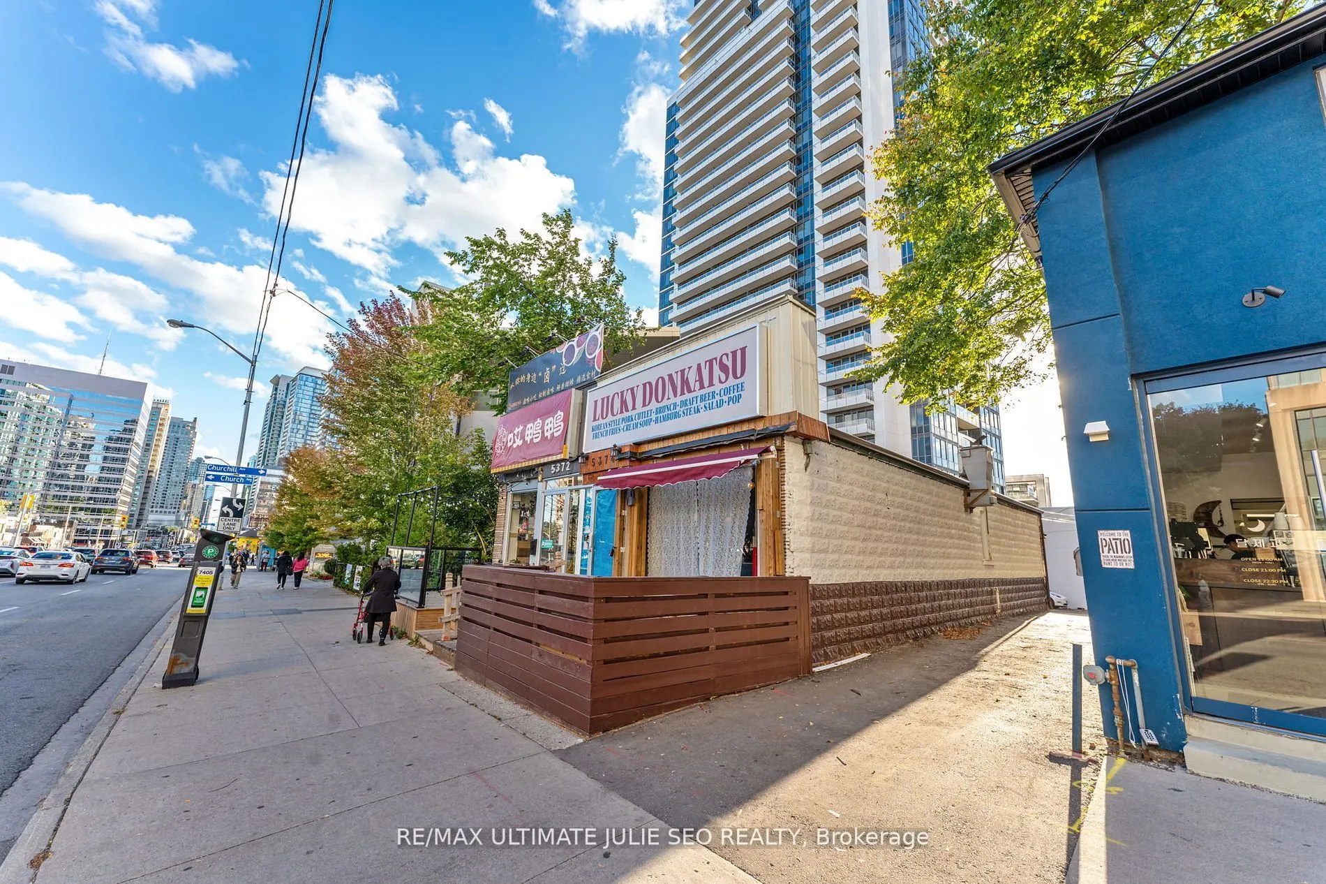 5372-5376 Yonge Street