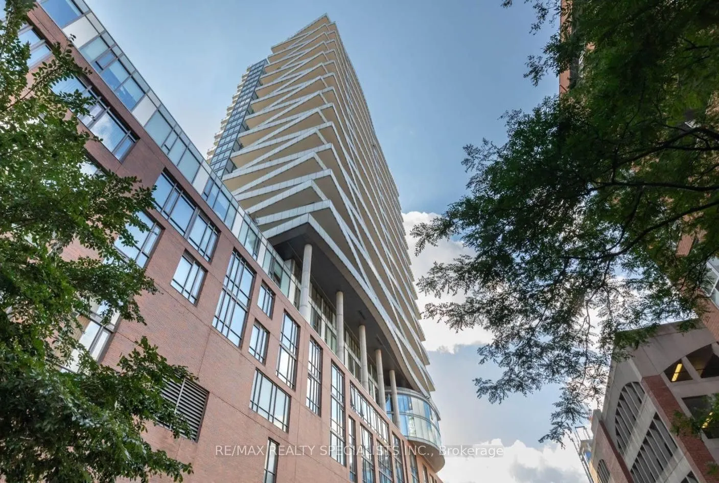1 Market Street, #1607
