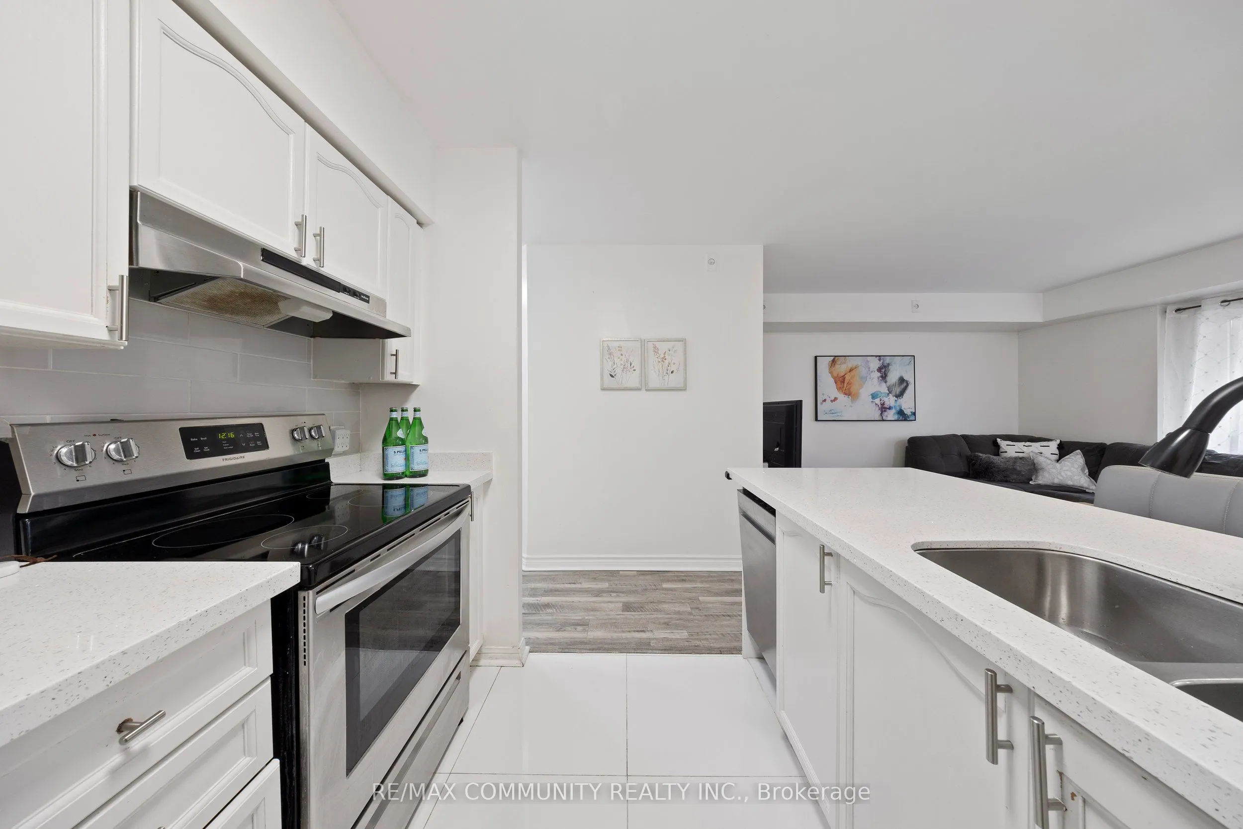 1 Sudbury Street #101