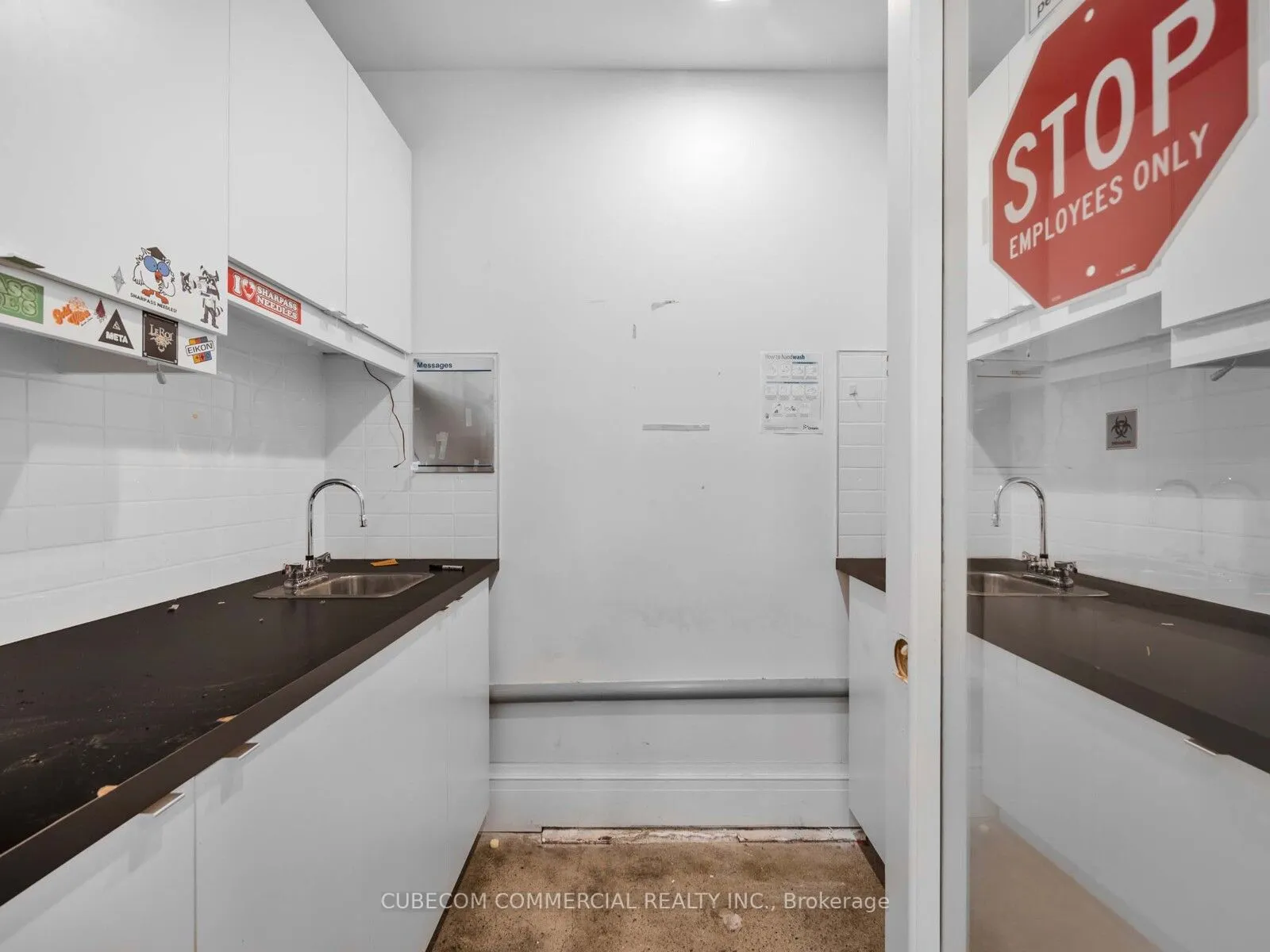 378 Yonge Street, #2nd Floor