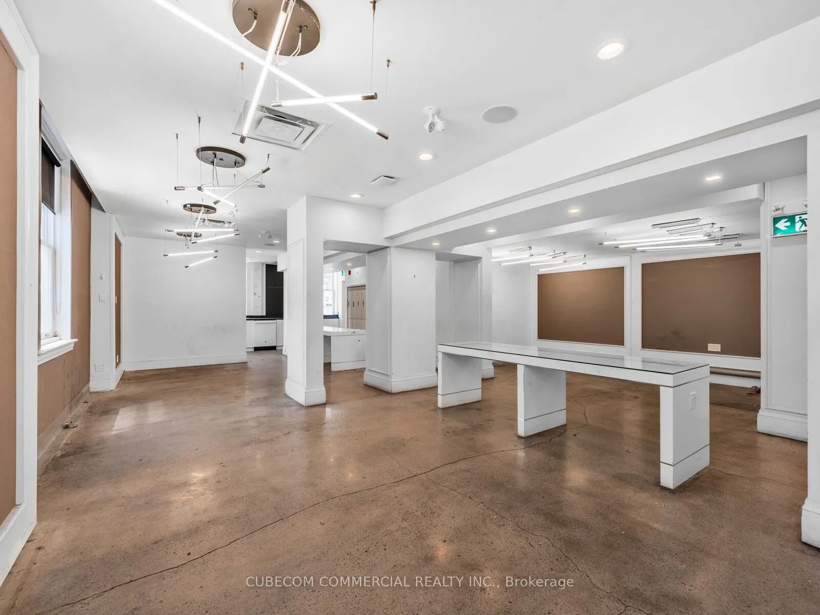 378 Yonge Street, #2nd Floor