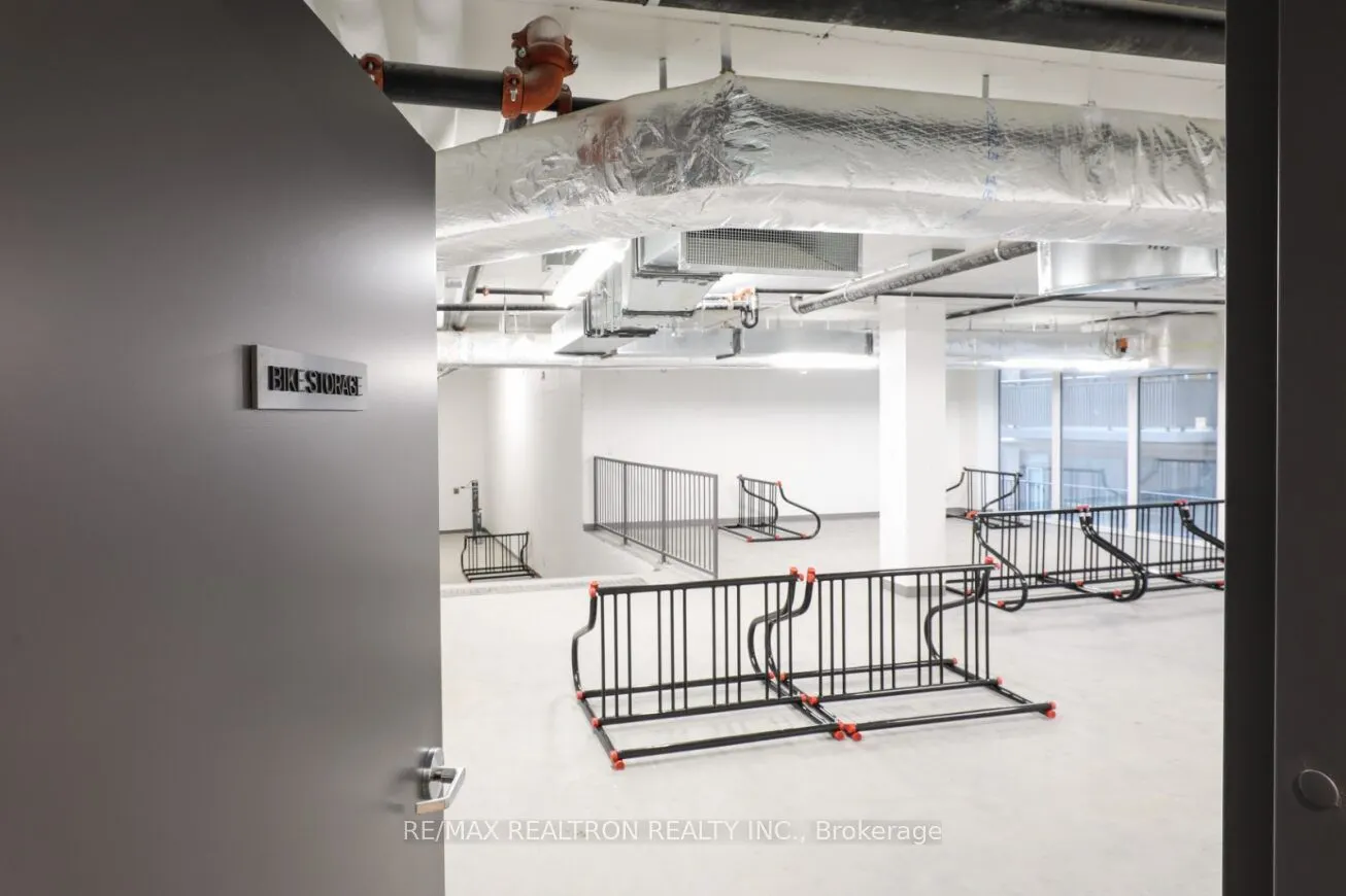 2525 Bathurst Street #507