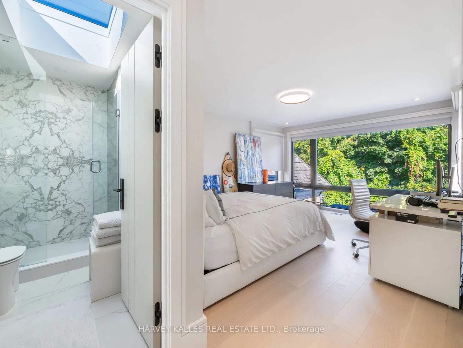 6 Hillholm Road