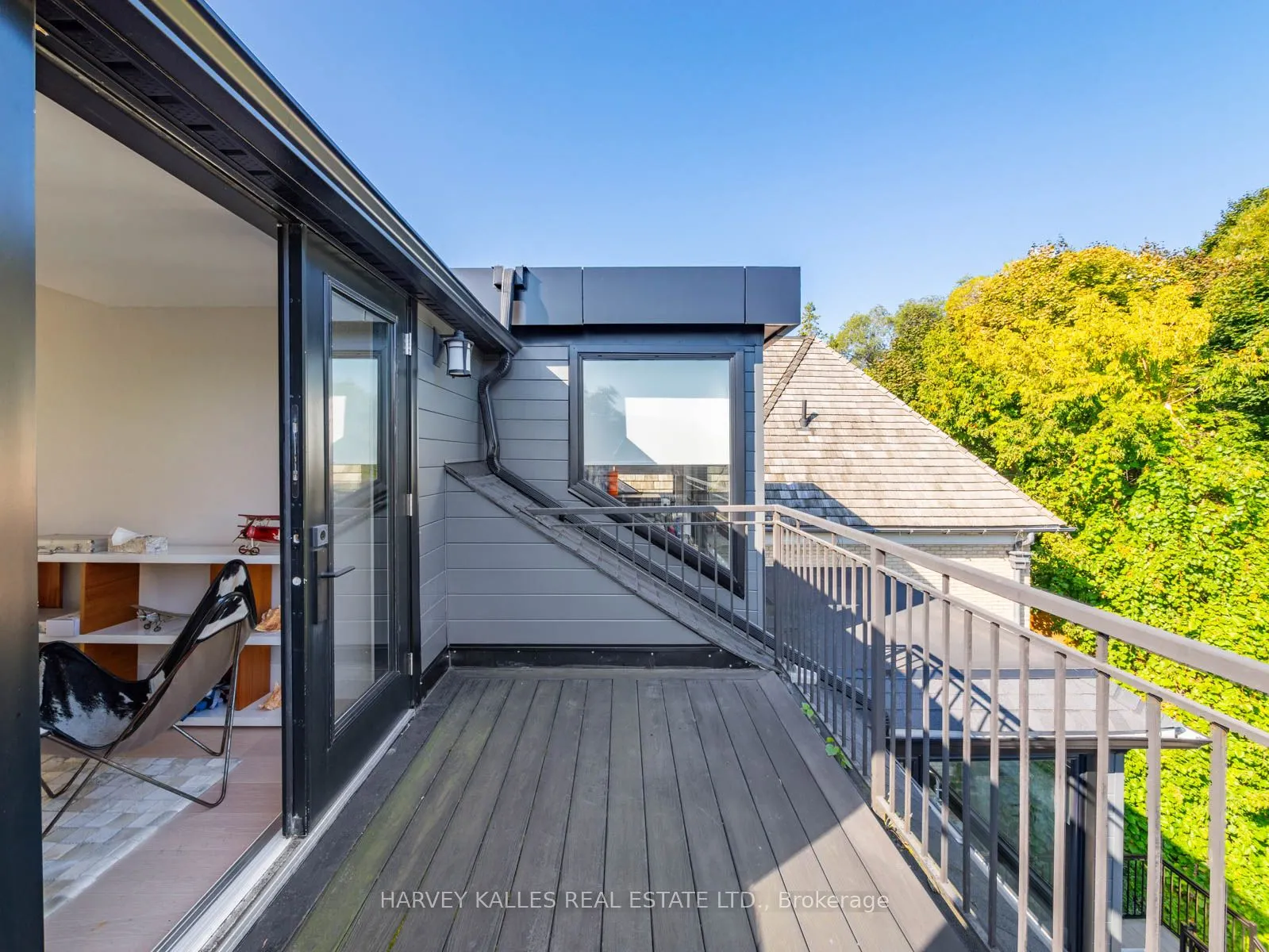 6 Hillholm Road
