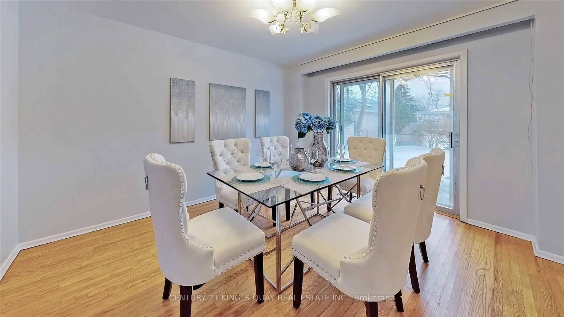 16 Kingslake Road