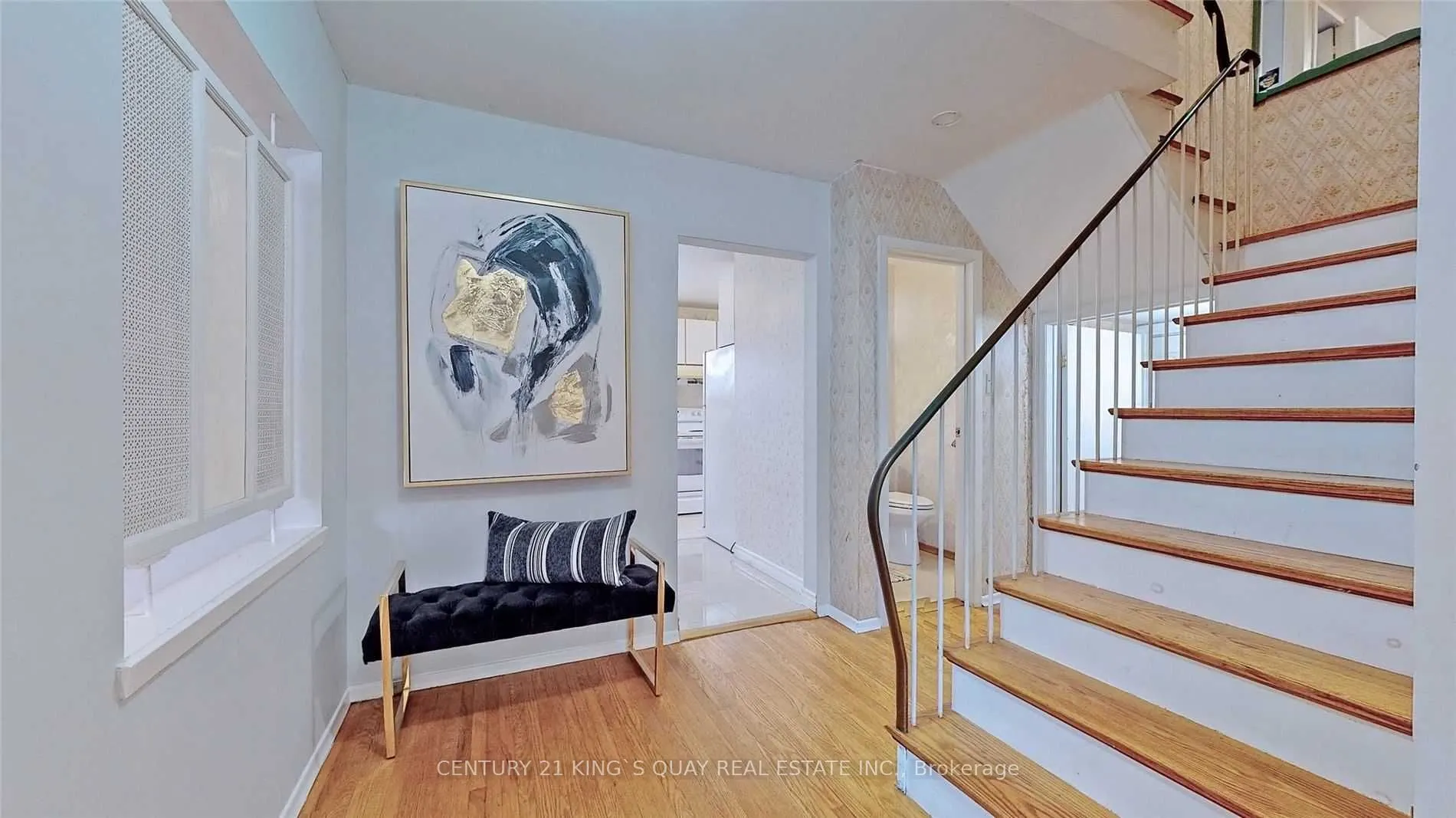 16 Kingslake Road