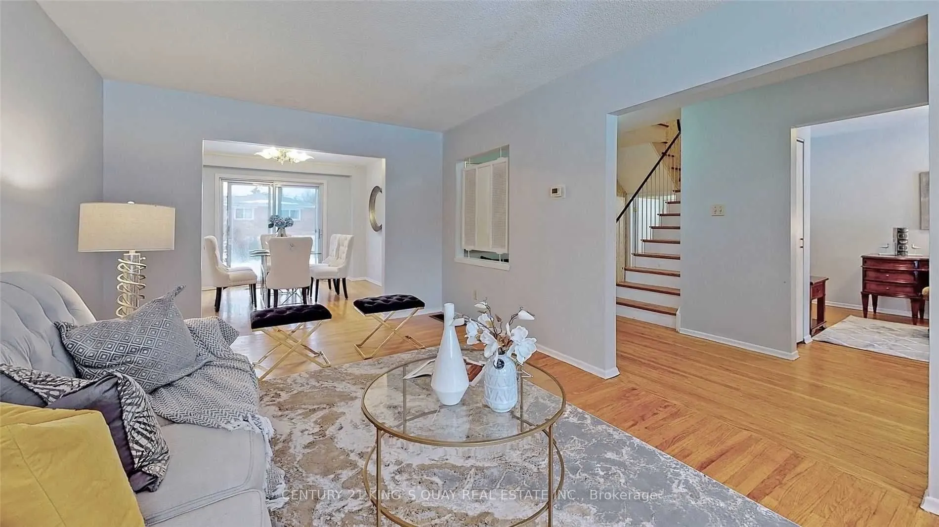16 Kingslake Road