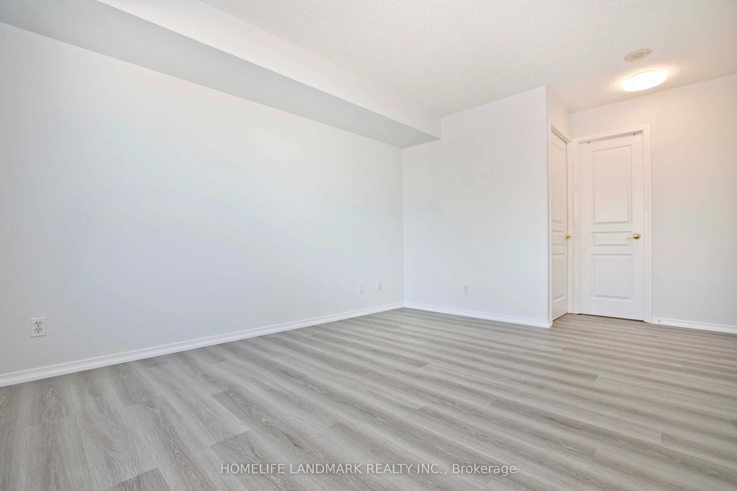 55 Harrison Garden Boulevard #1210