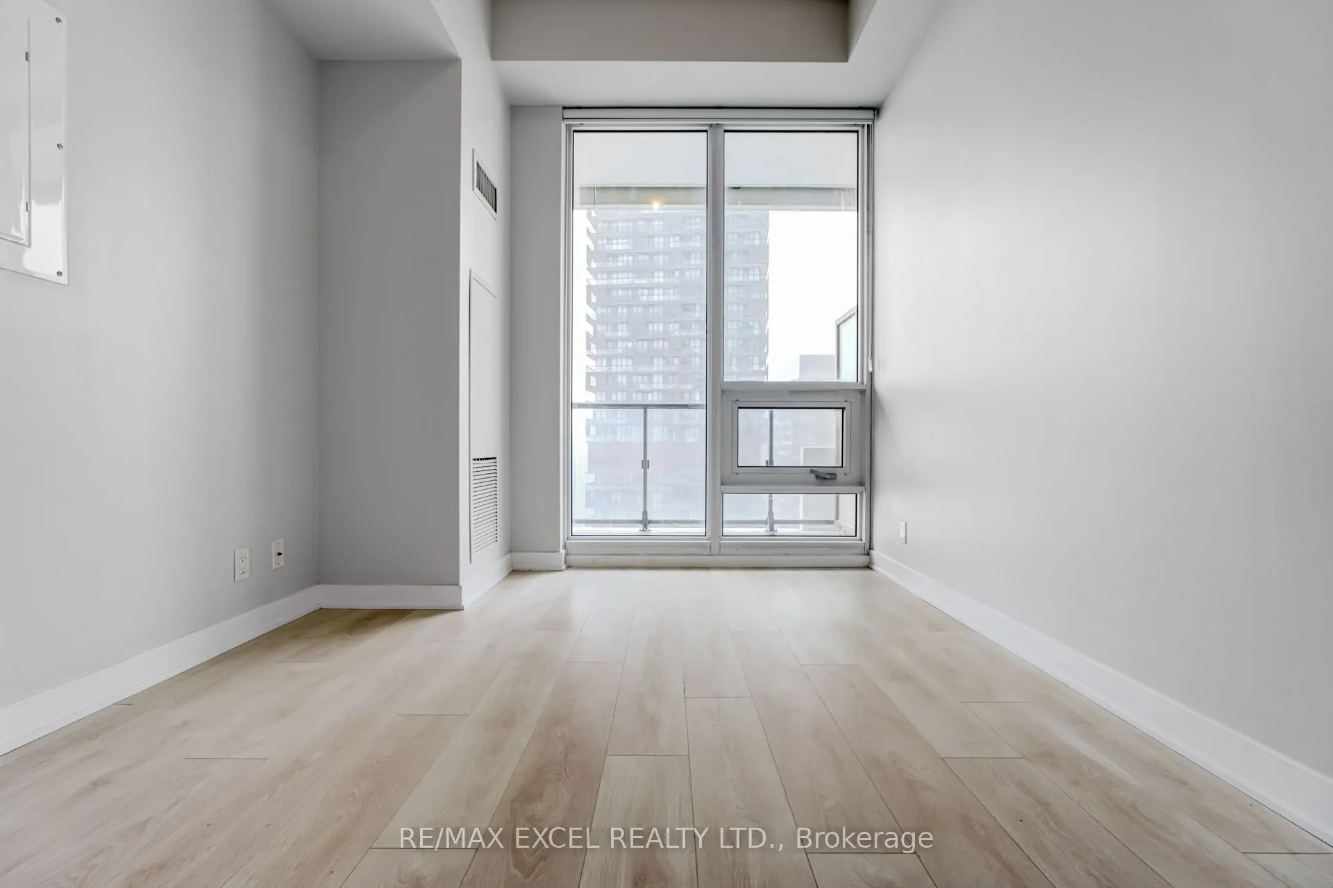 2221 Yonge Street, #2911