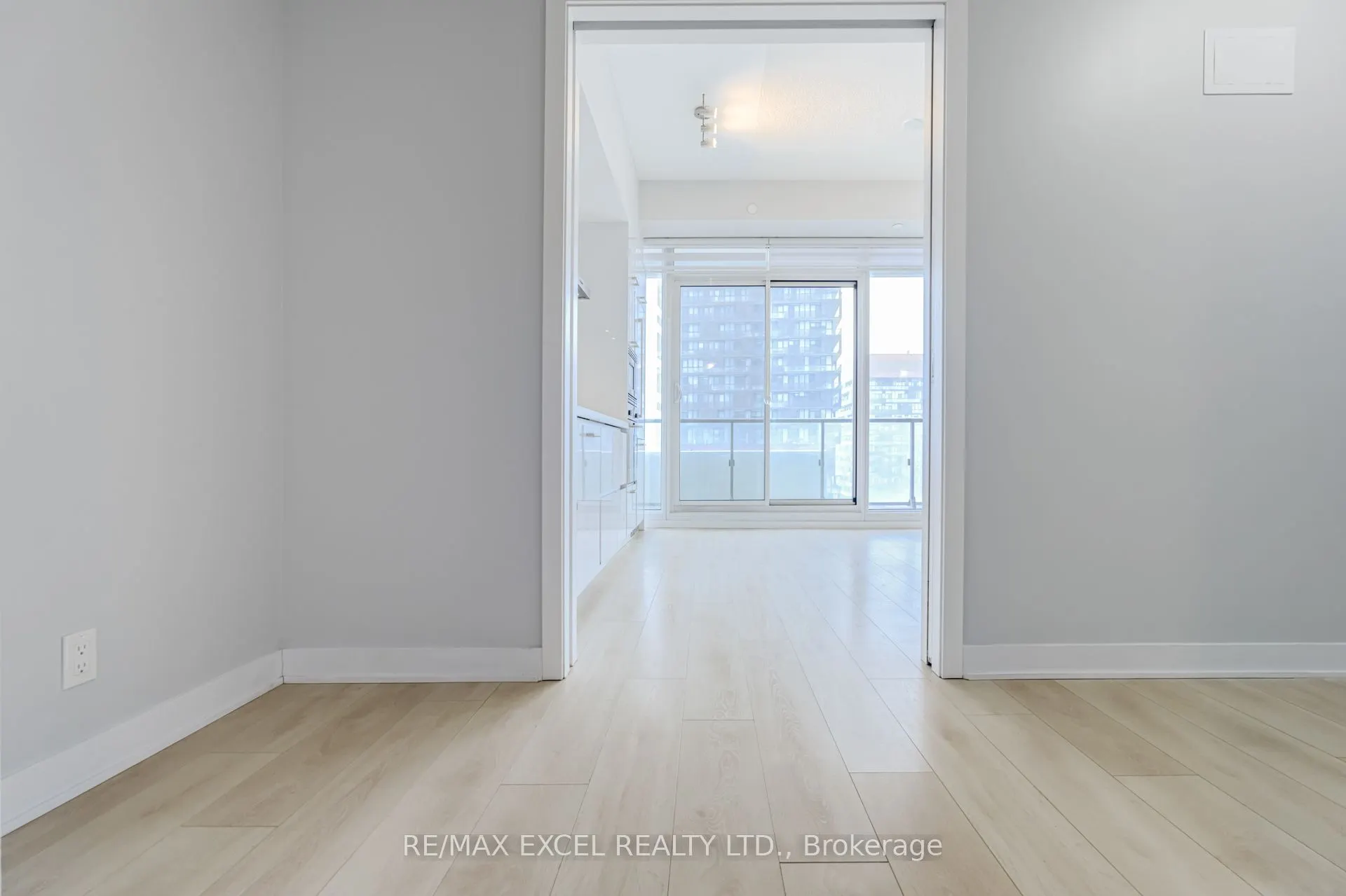 2221 Yonge Street, #2911