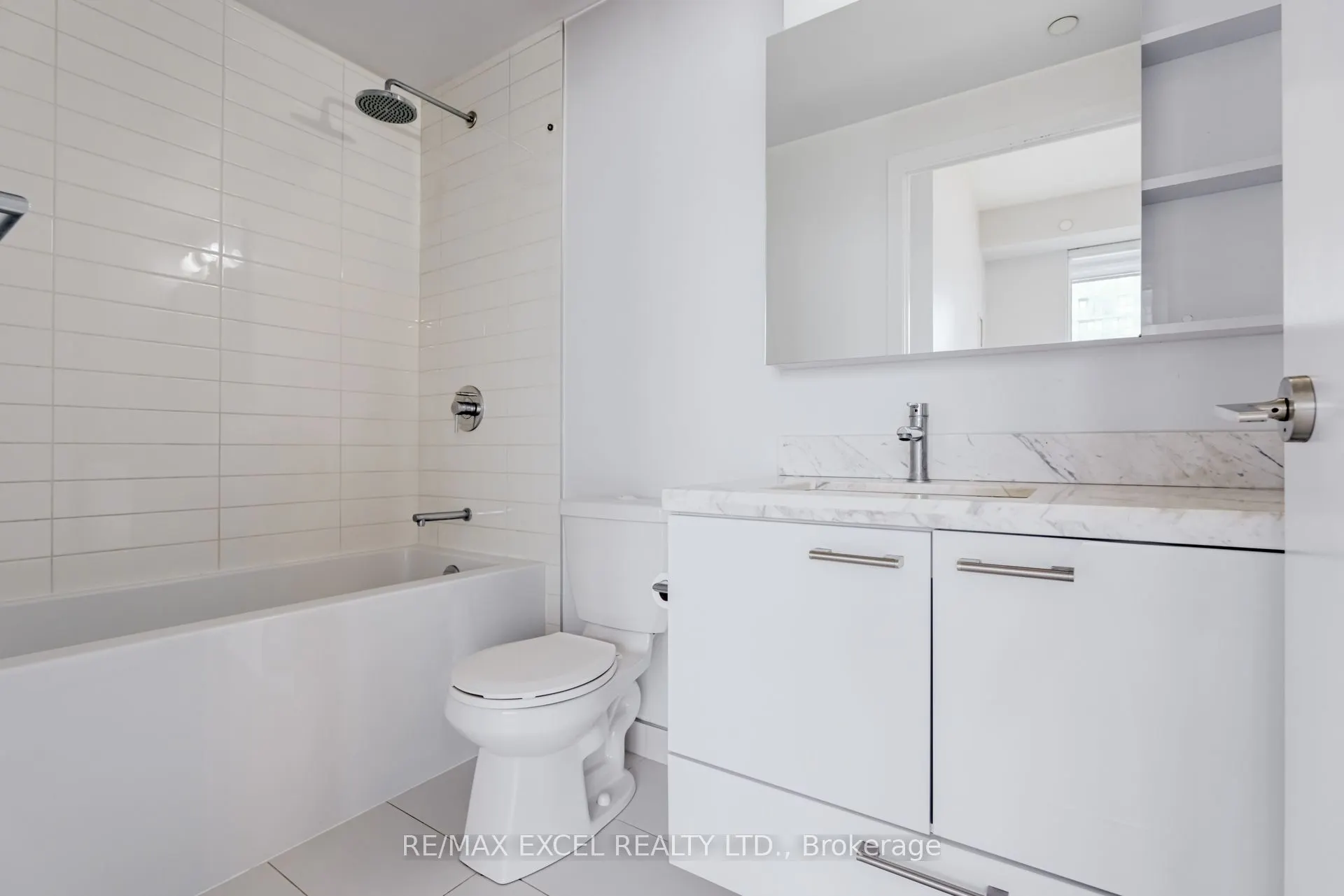 2221 Yonge Street, #2911