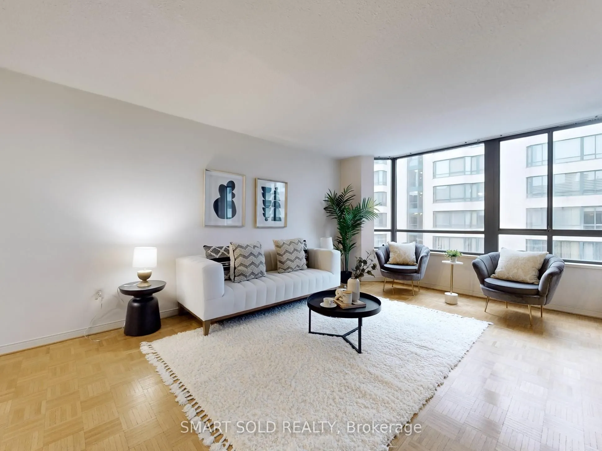 195 St Patrick Street, #905