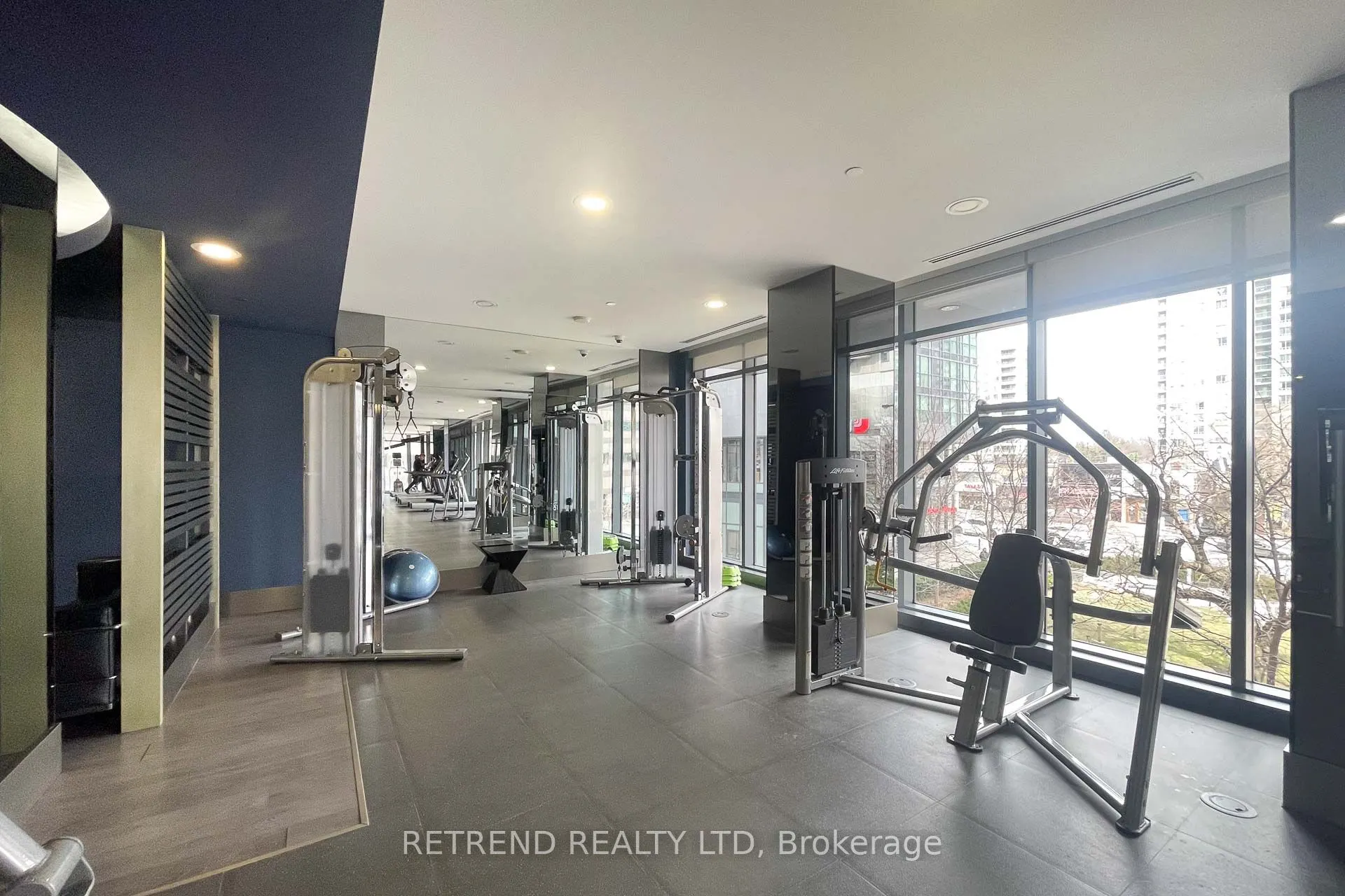 5168 Yonge Street #1209