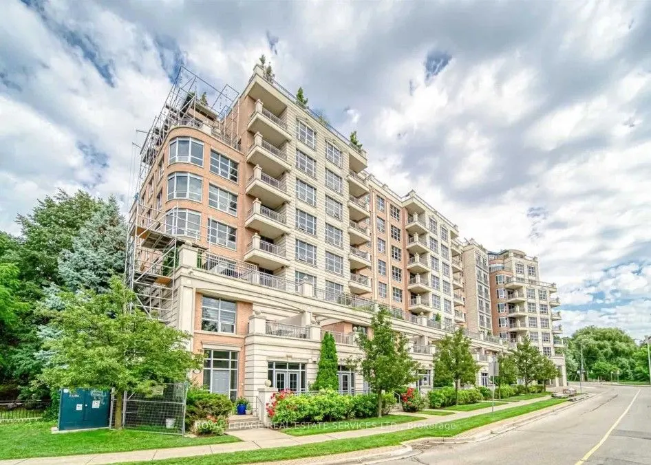 10 Old York Mills Road, #209