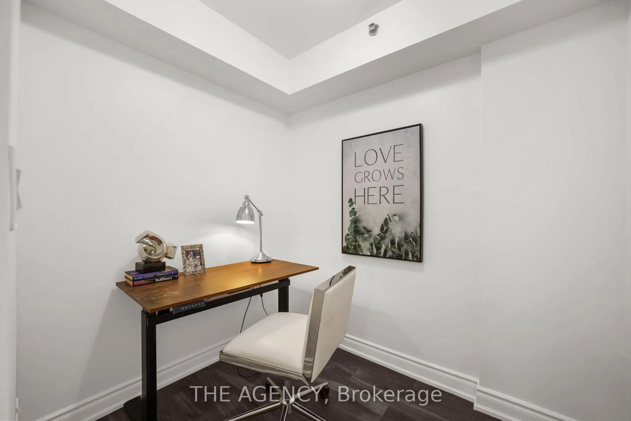 760 Sheppard Avenue W, #309